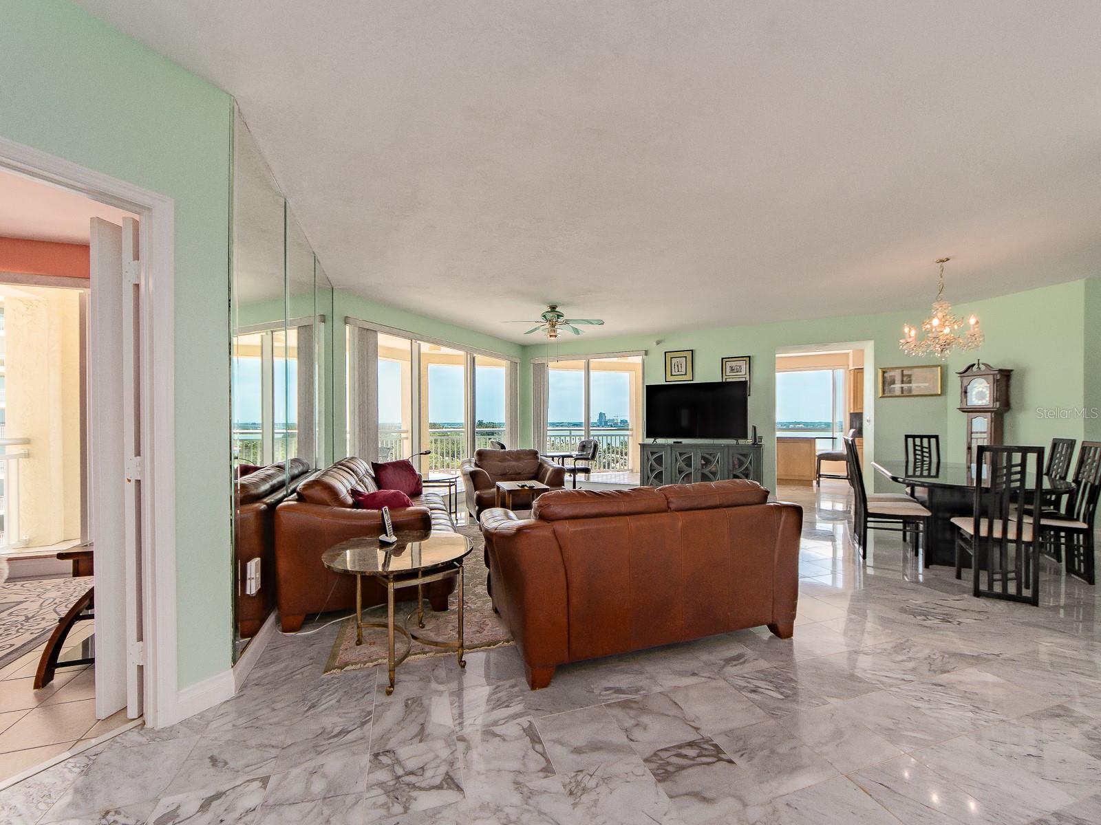 Large spacious living area with vies of the gulf and Intracoastal