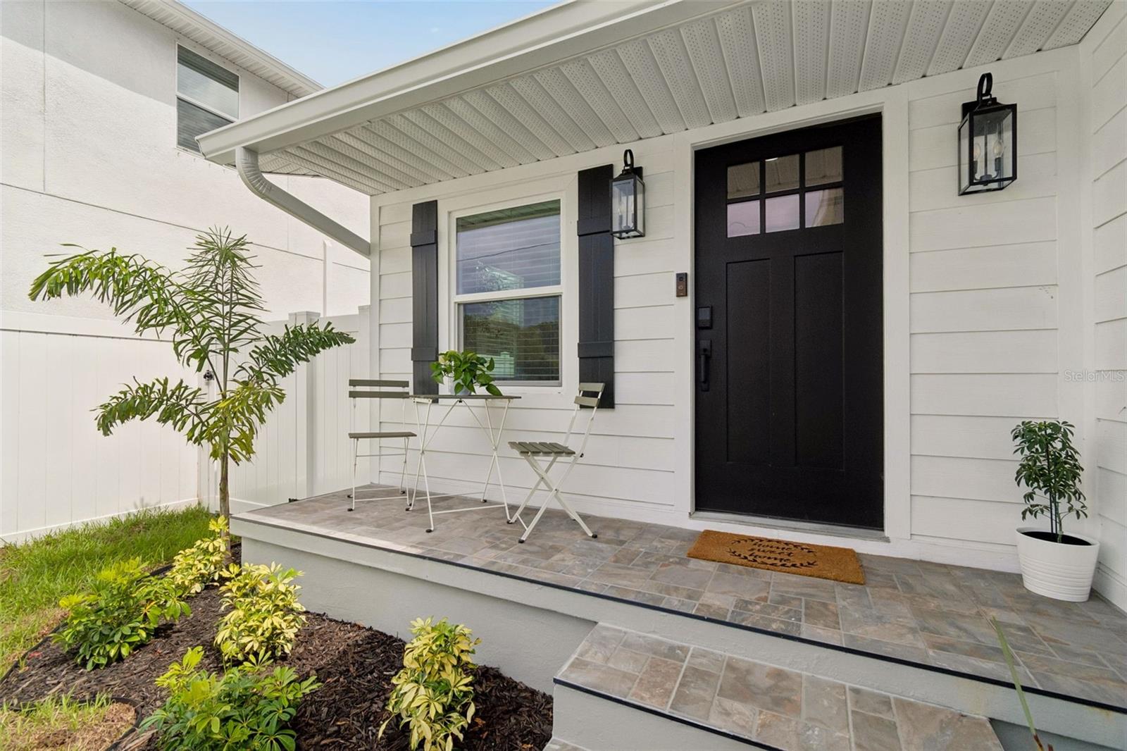 Unit B- front porch