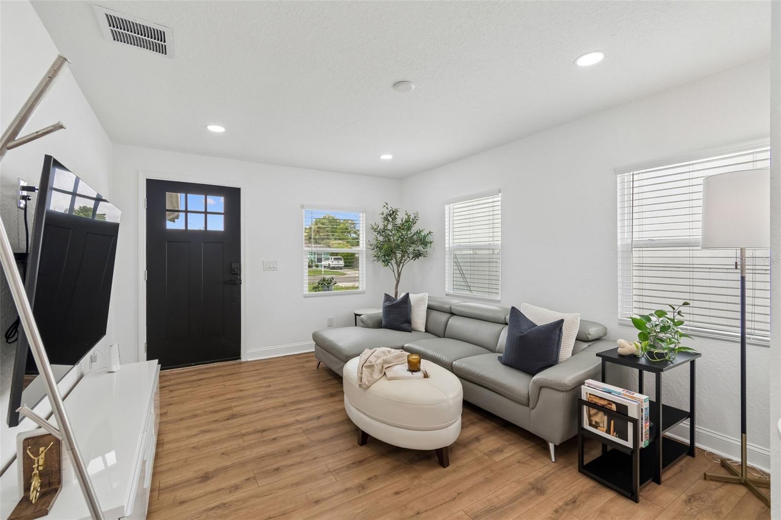 Unit B- Living room