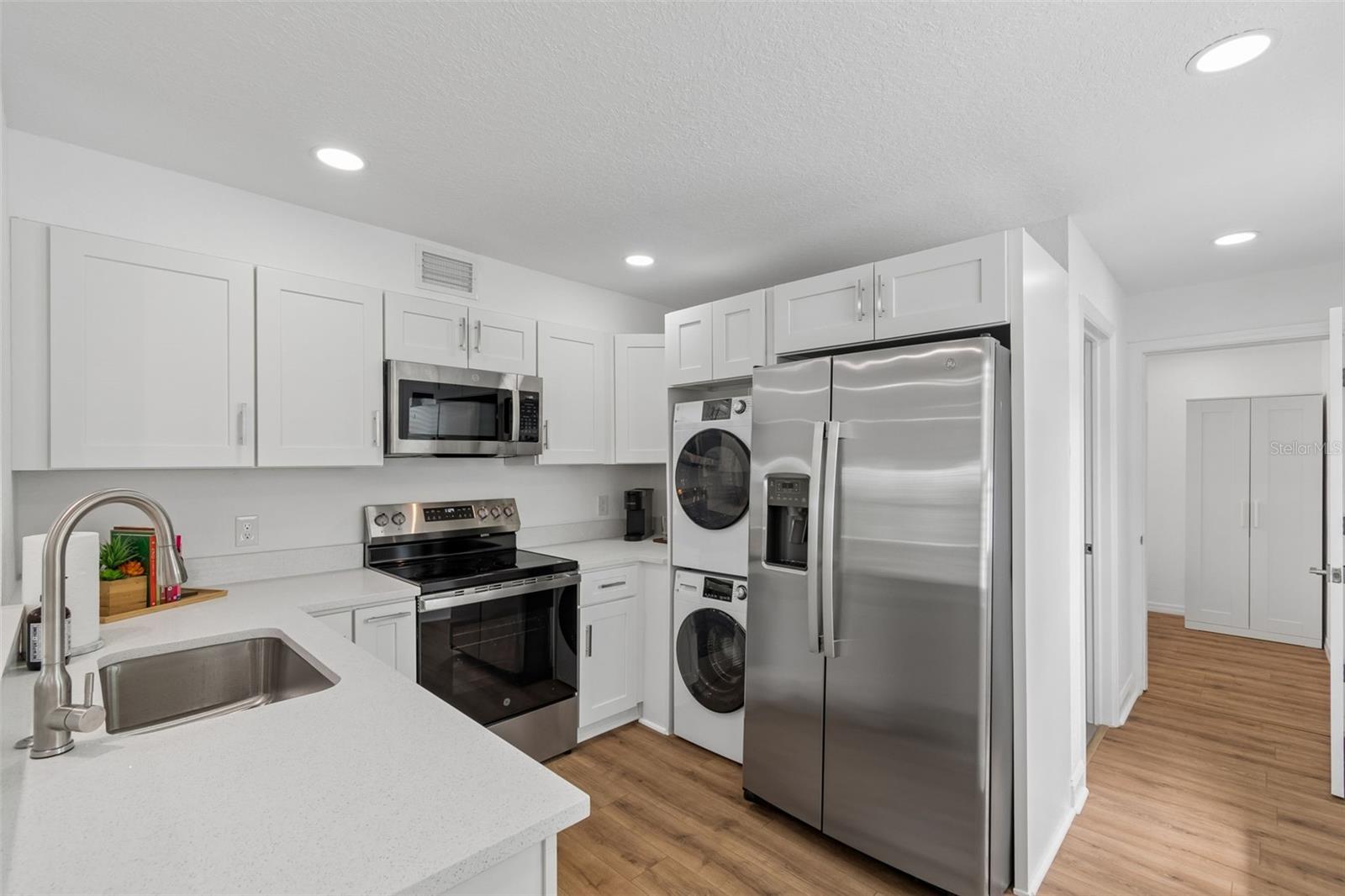 Unit B- Kitchen