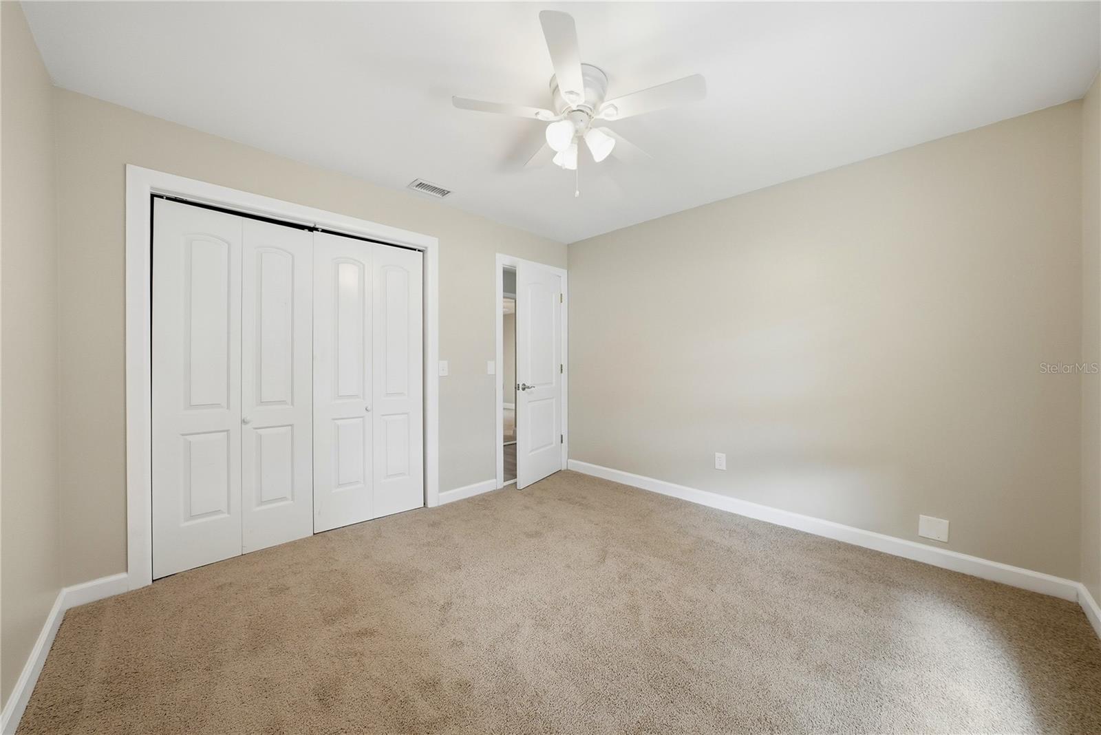 Secondary bedroom