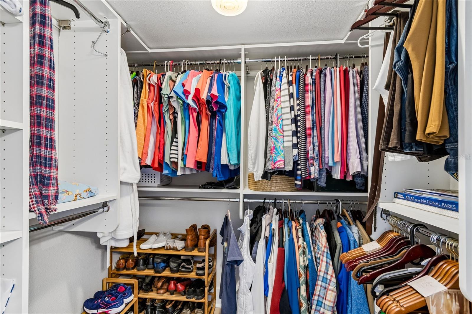 Walk-in Closet