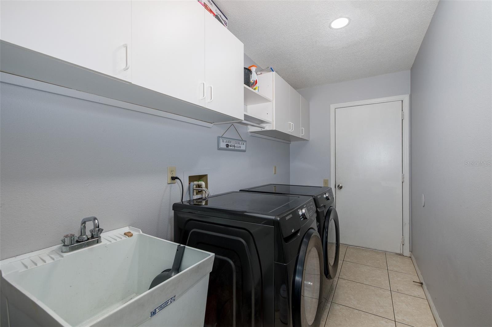 Indoor laundry room