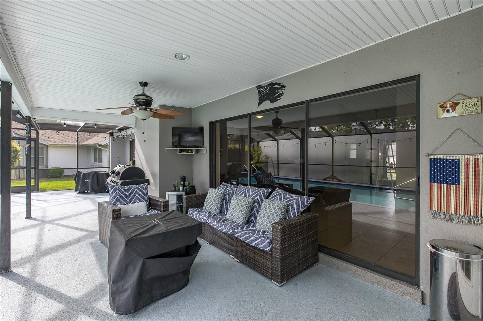 Pool Lanai