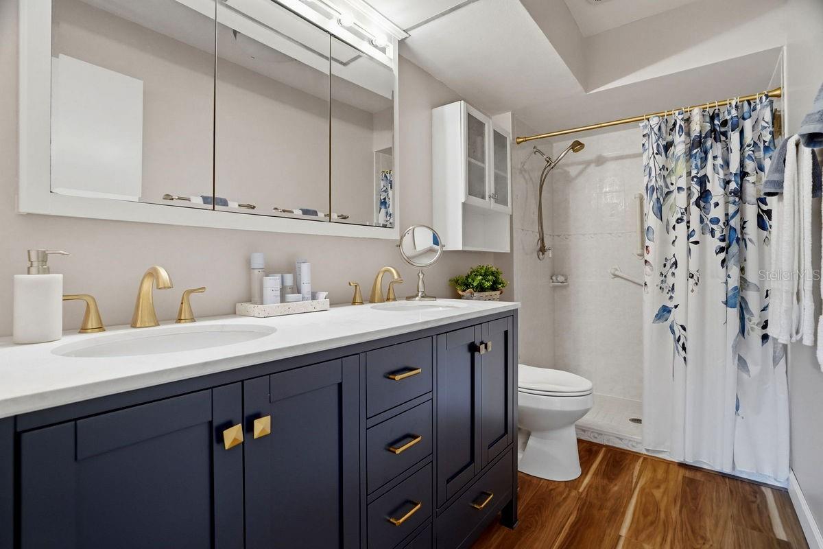 Master Bath