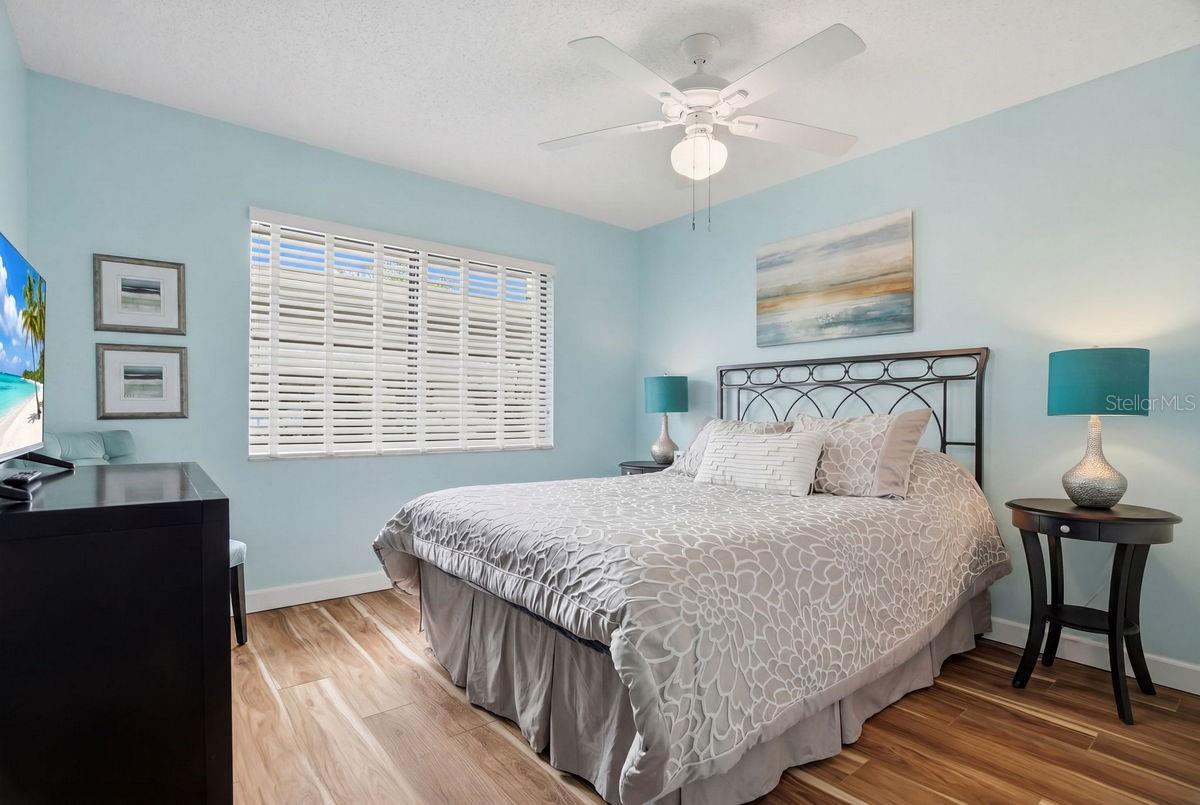 Guest / 2nd Bedroom