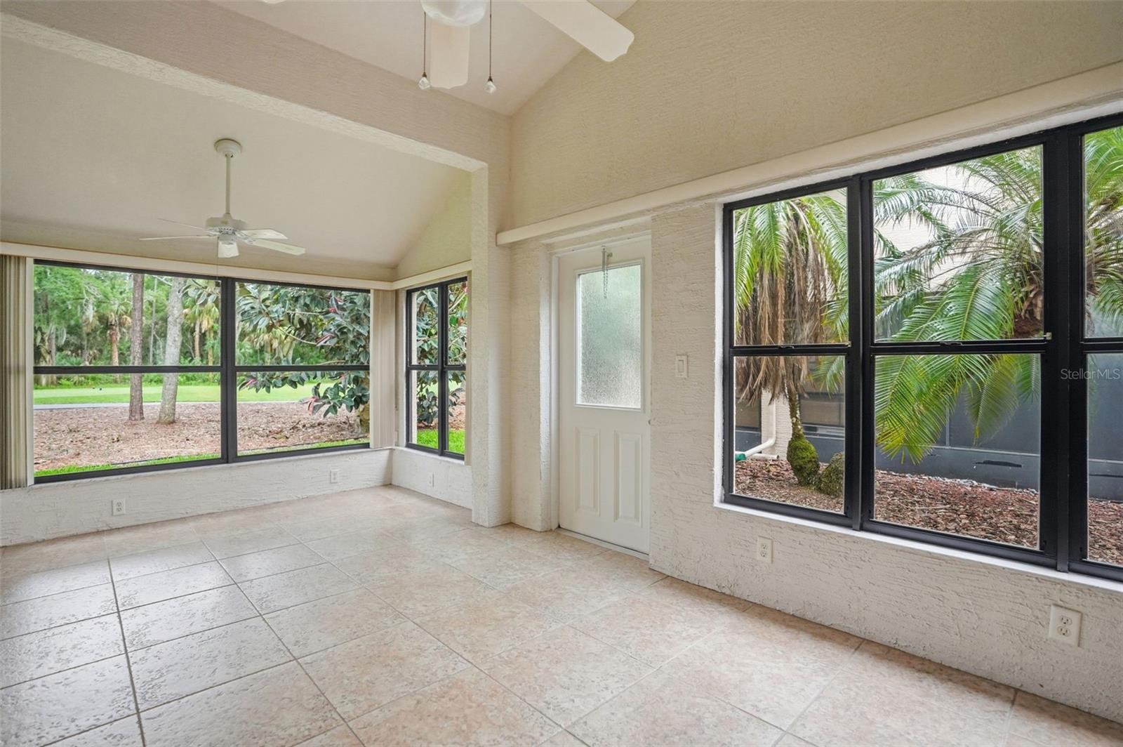 Huge Florida Room
