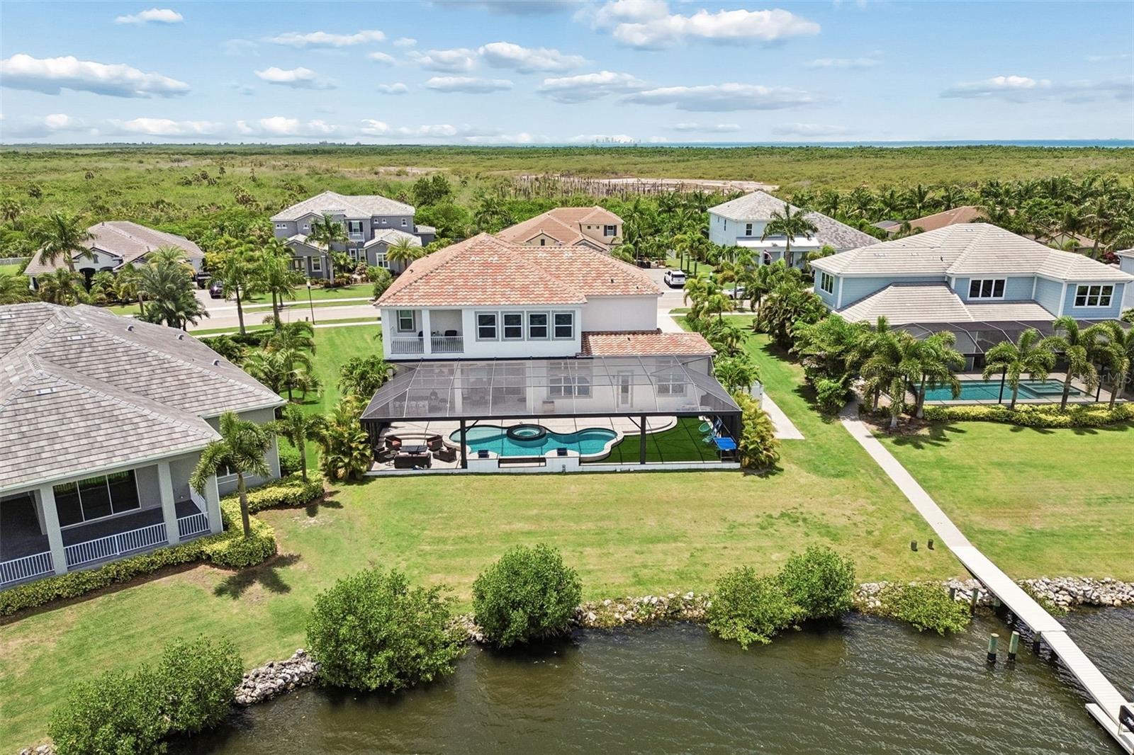 TB8515336