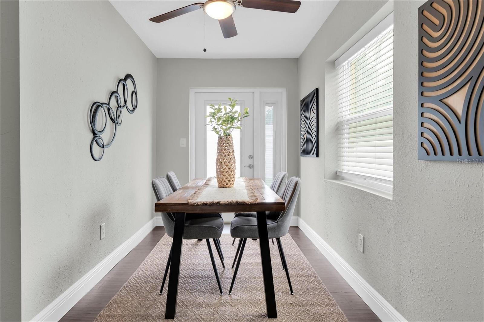 Morning coffee, family dinners, game night…this space can handle it all.