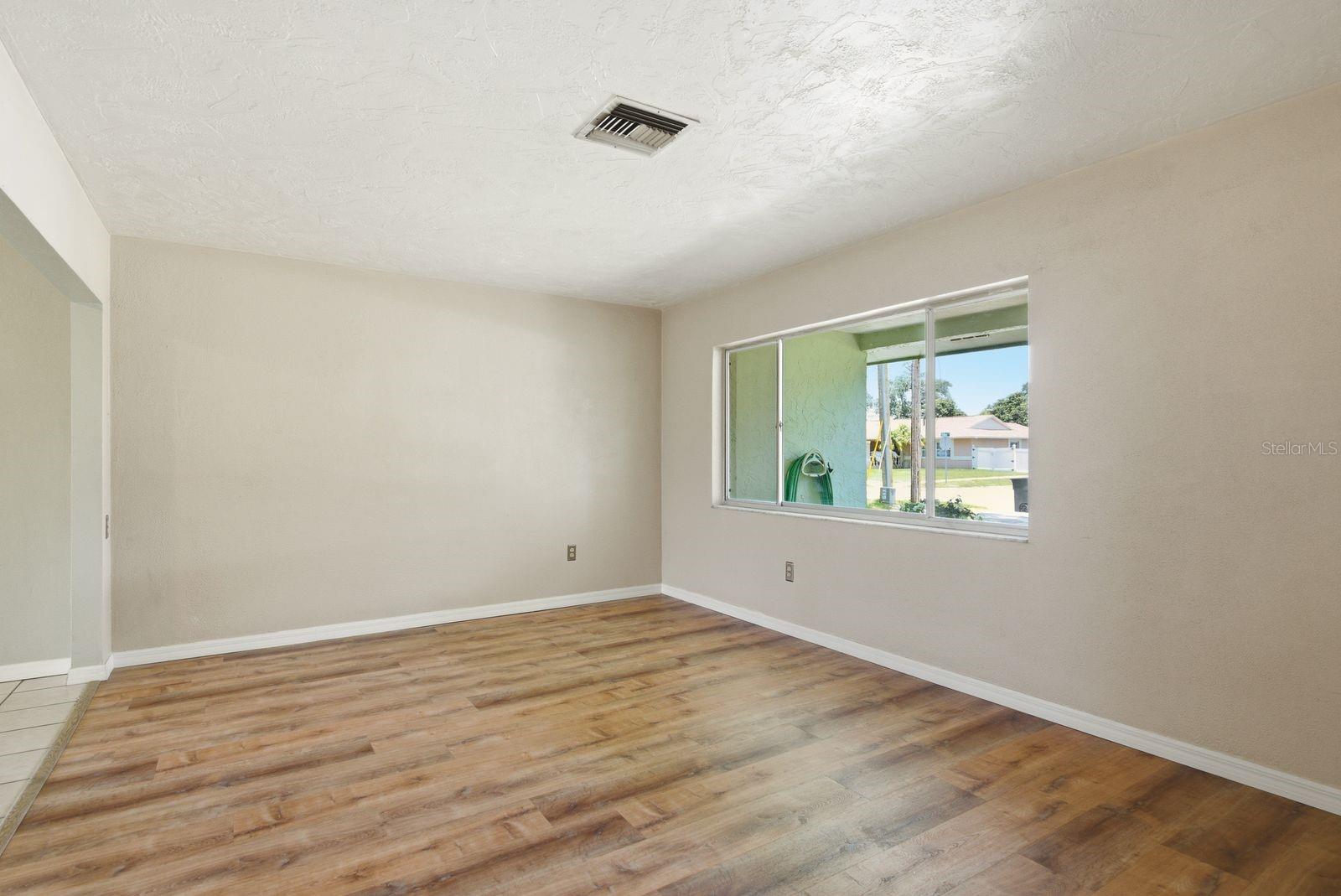 Living/Dining