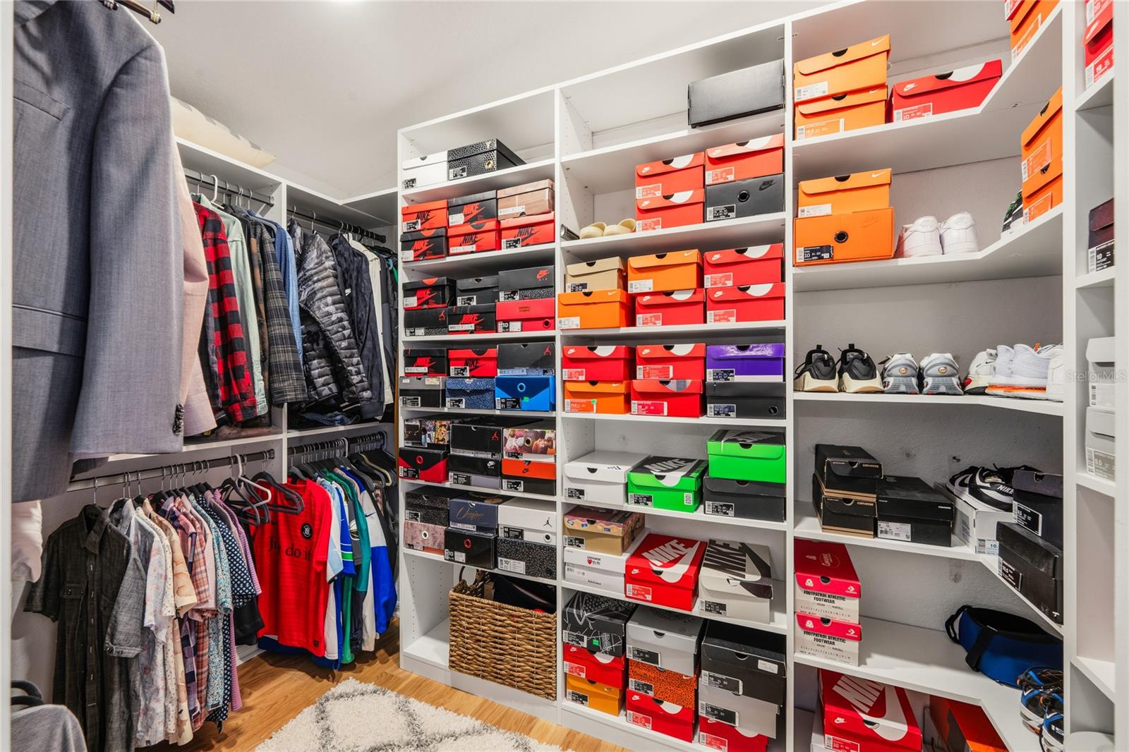 O6413548