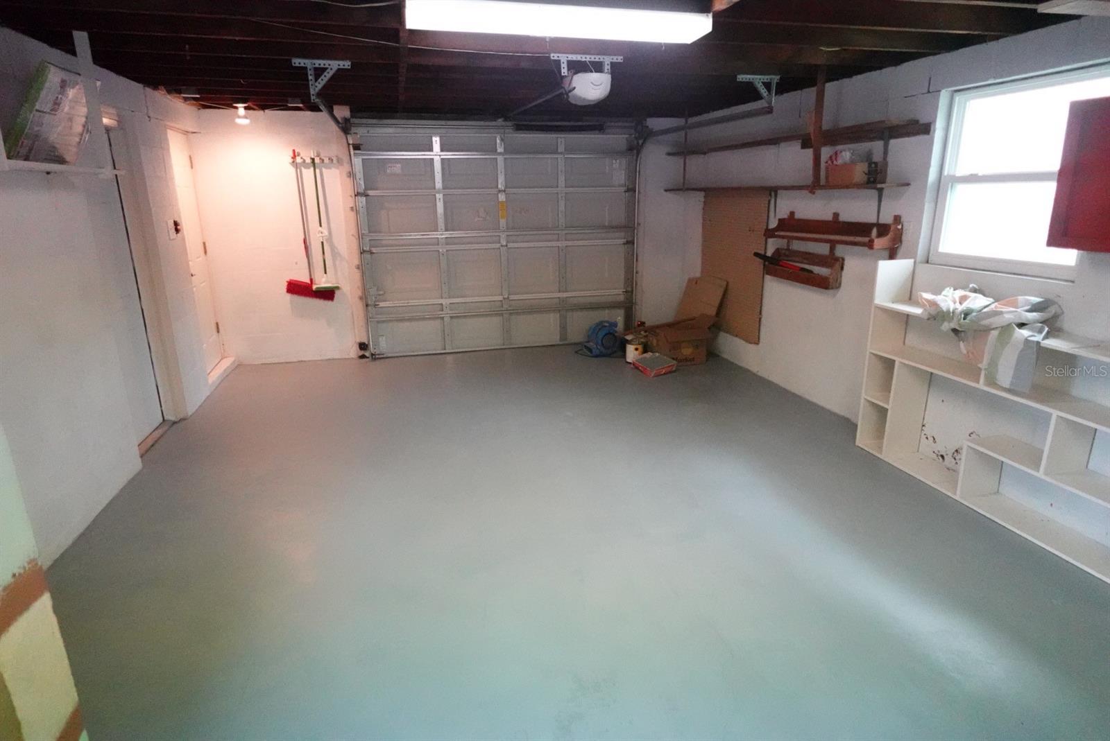 Garage In1
