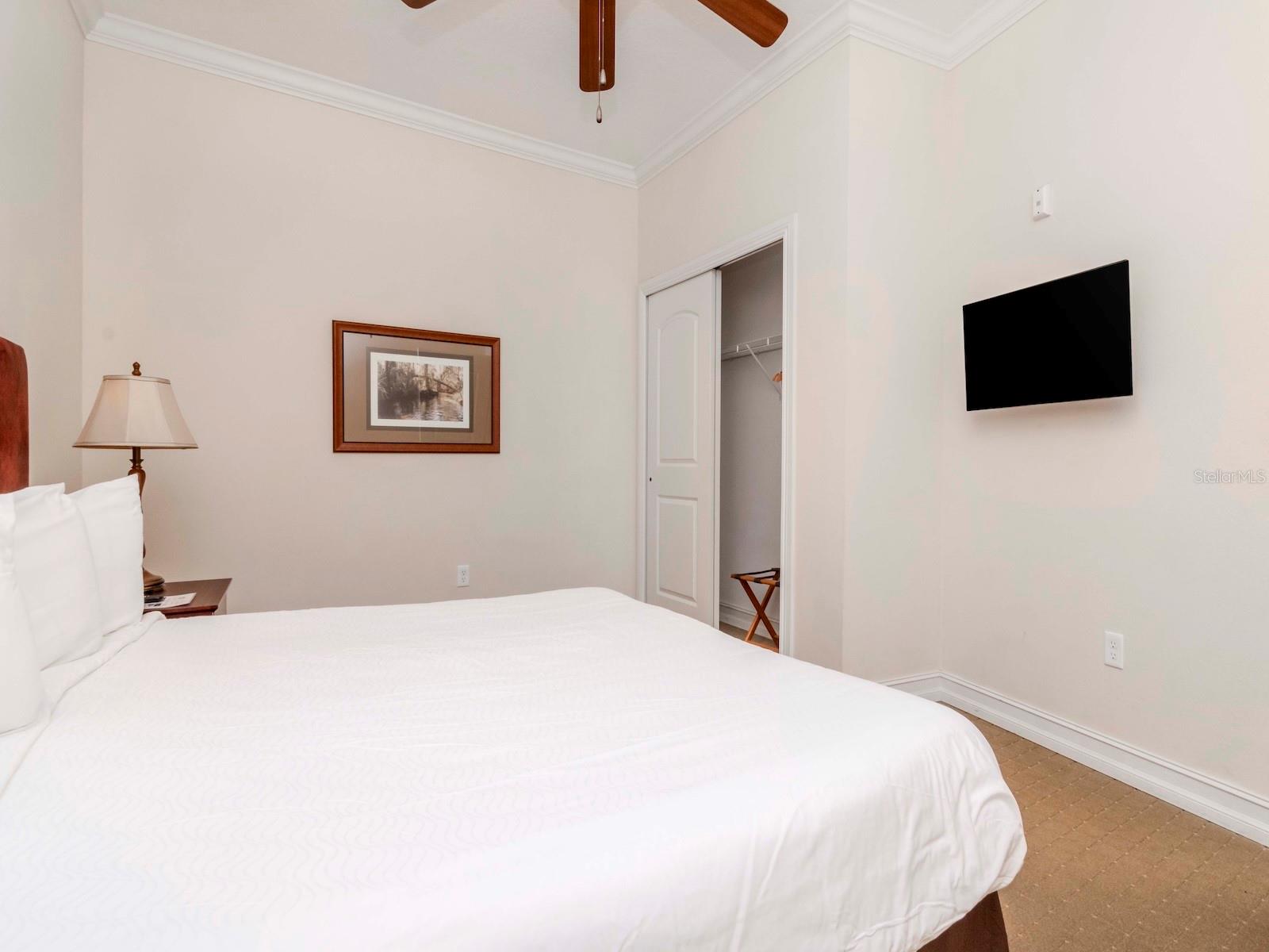 Guest bedroom
