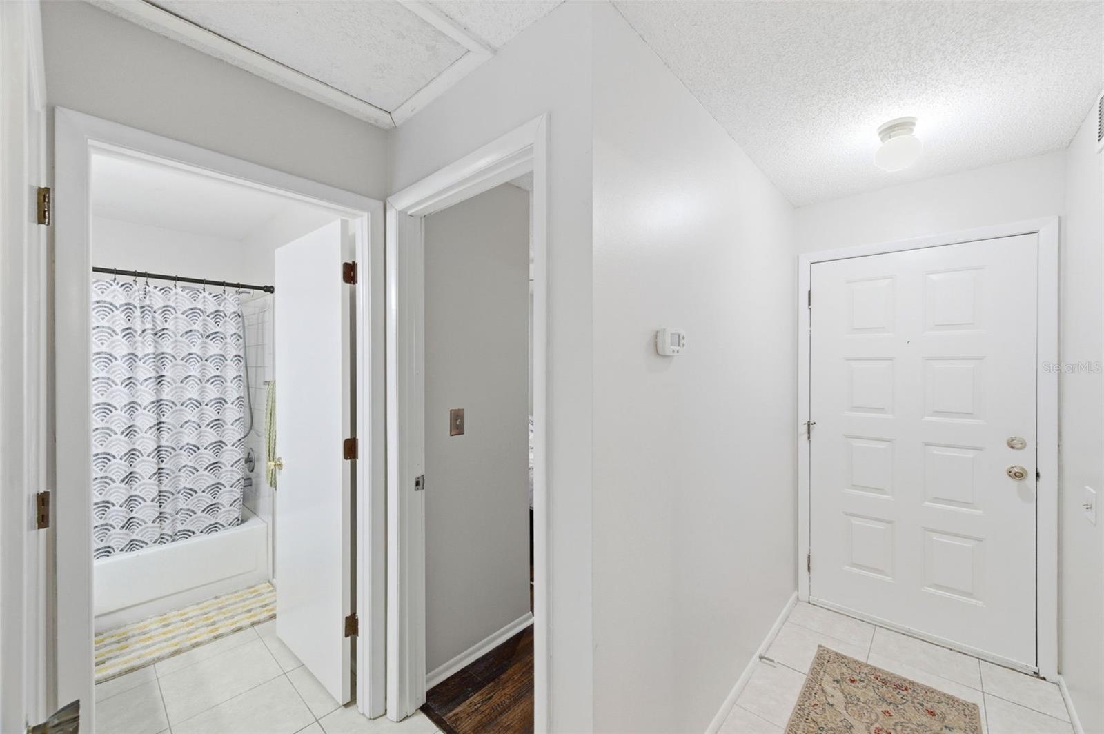 Entry/main
