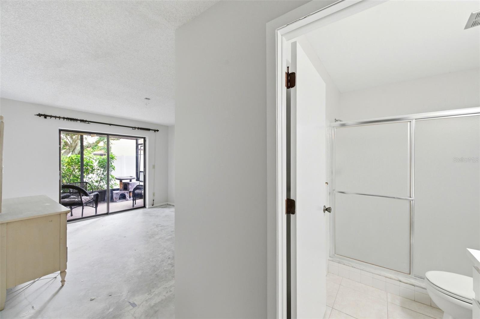 Primary Bedroom/Bath
