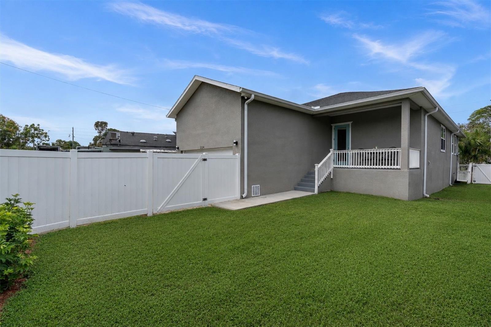 Covered Lanai for Outdoor Living