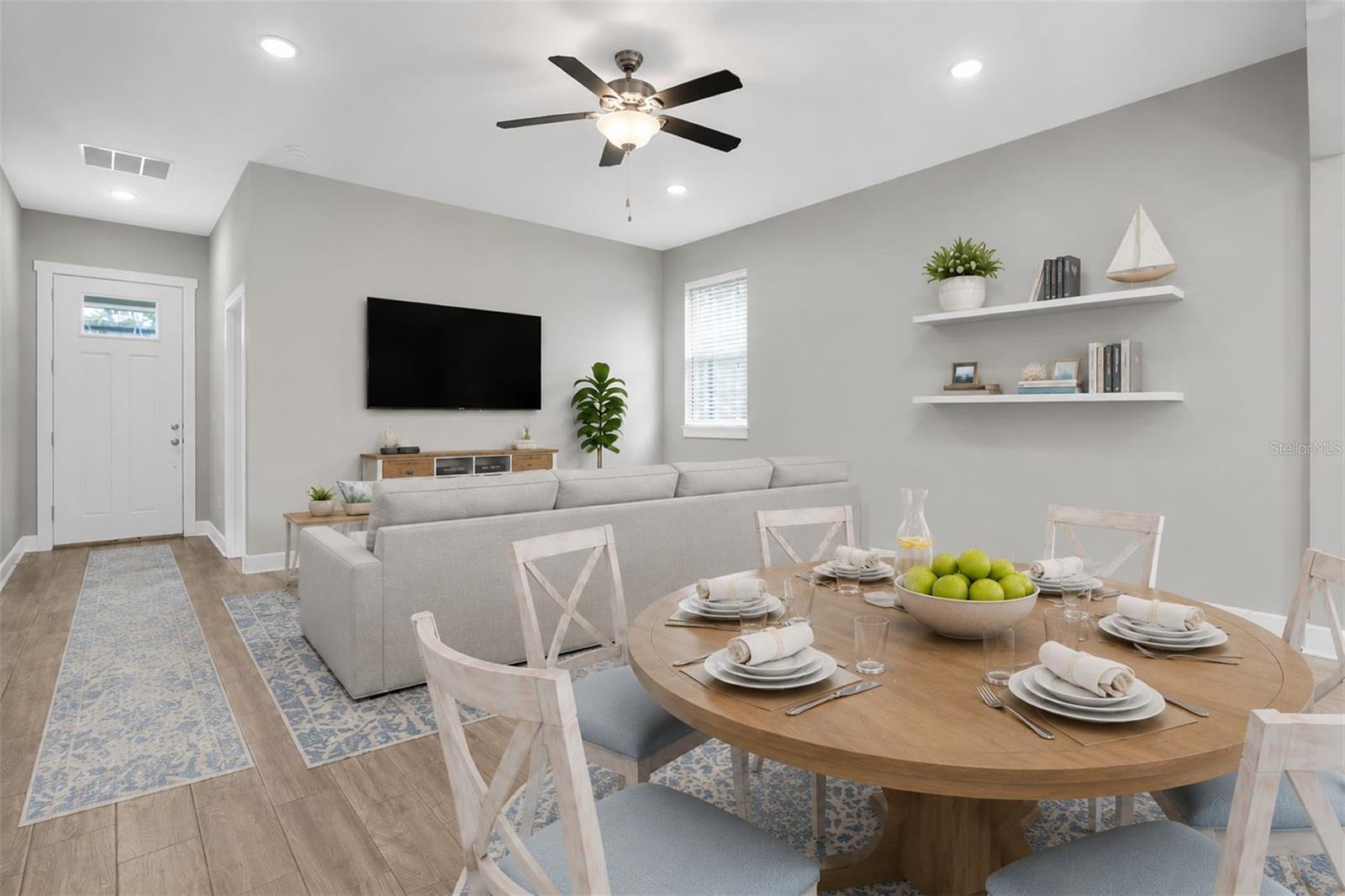 Tall Ceilings Create an Airy Feel
