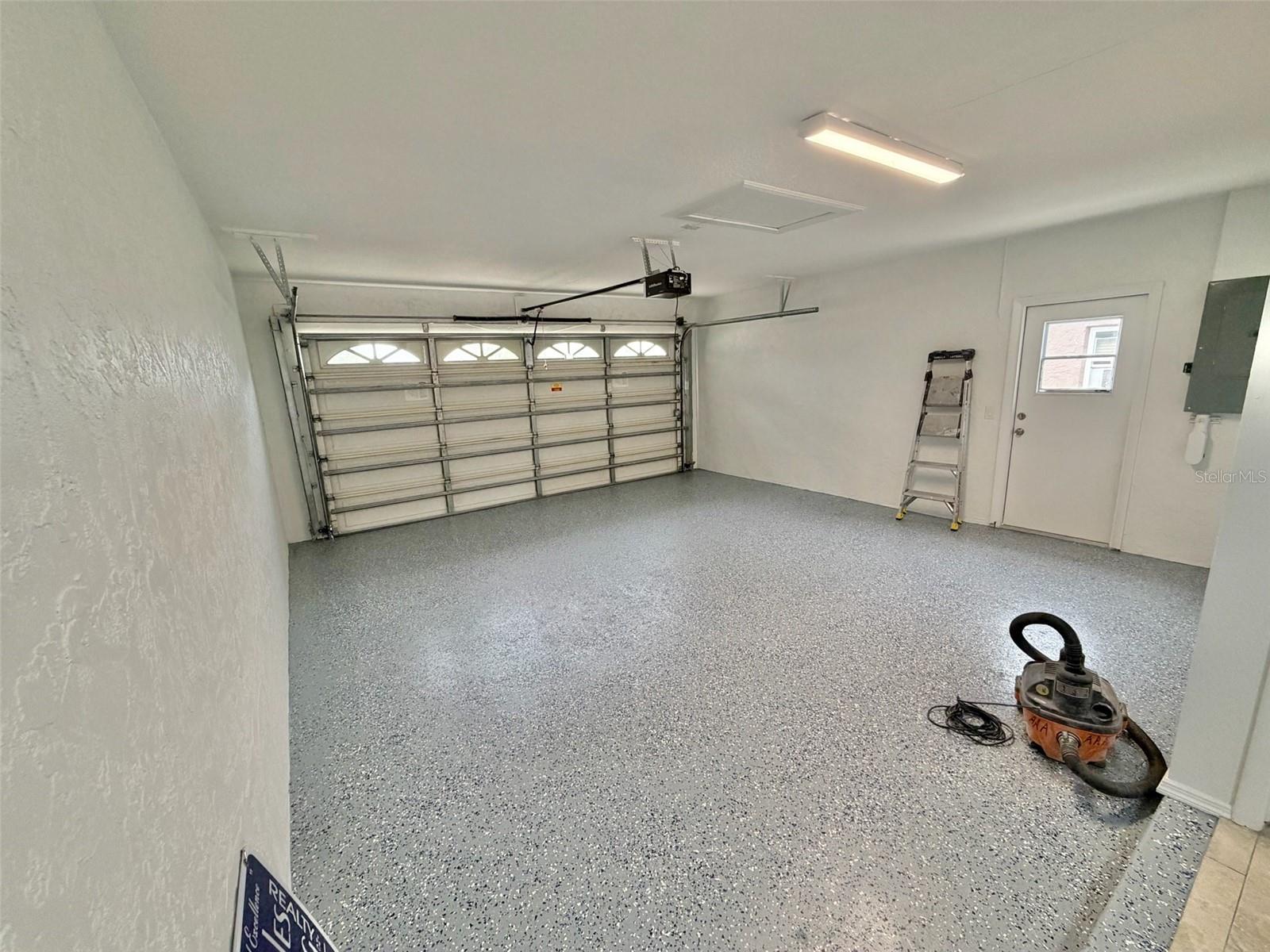 2 Car Garage
