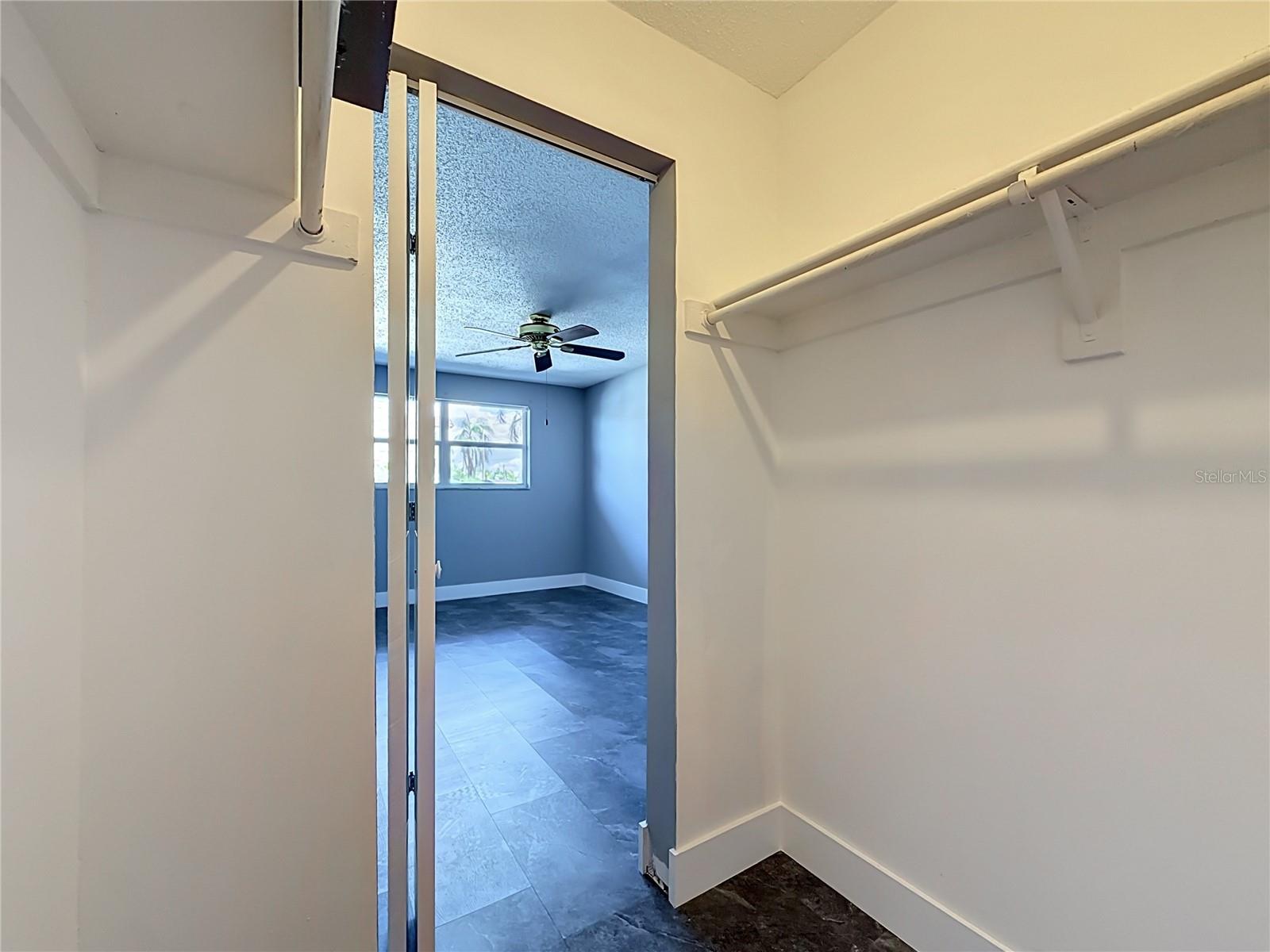 walk in closet