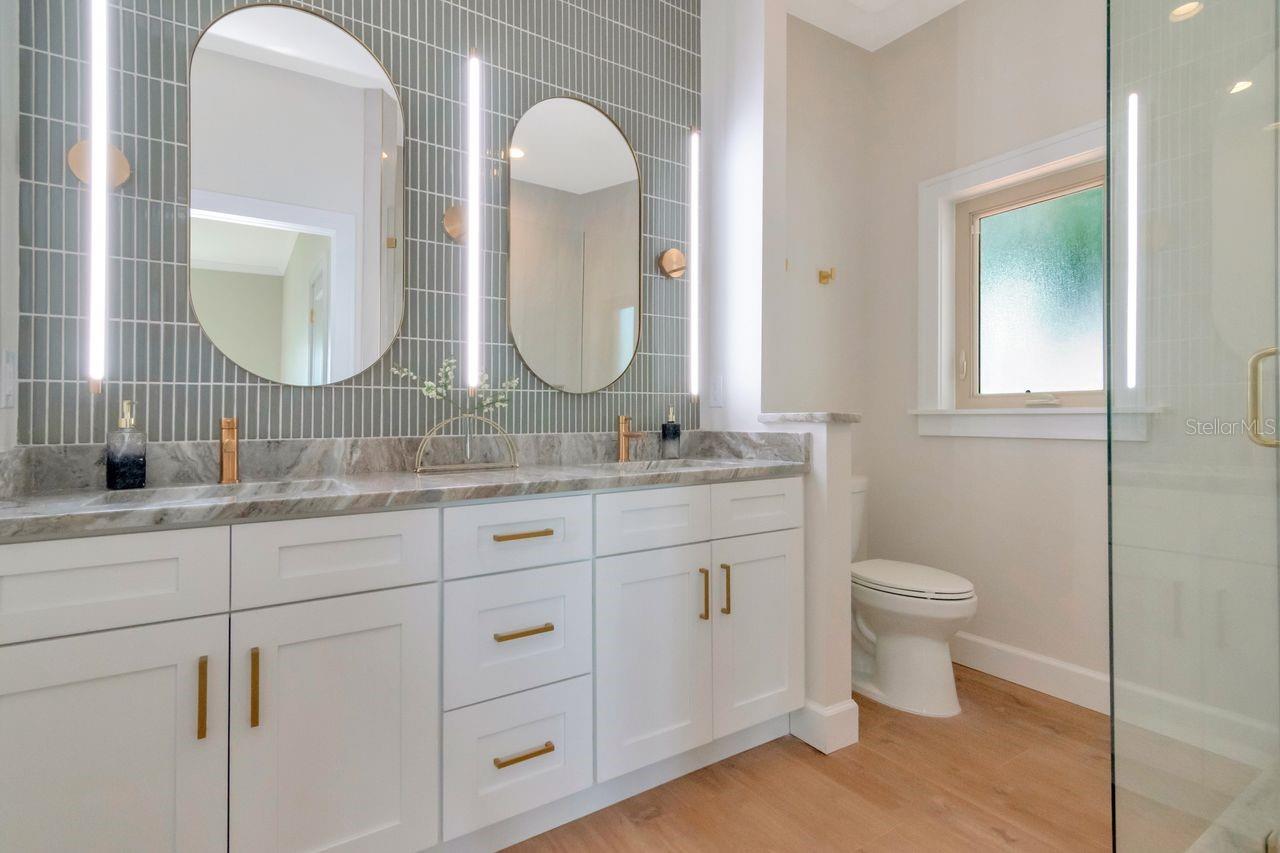 spa-like primary bath