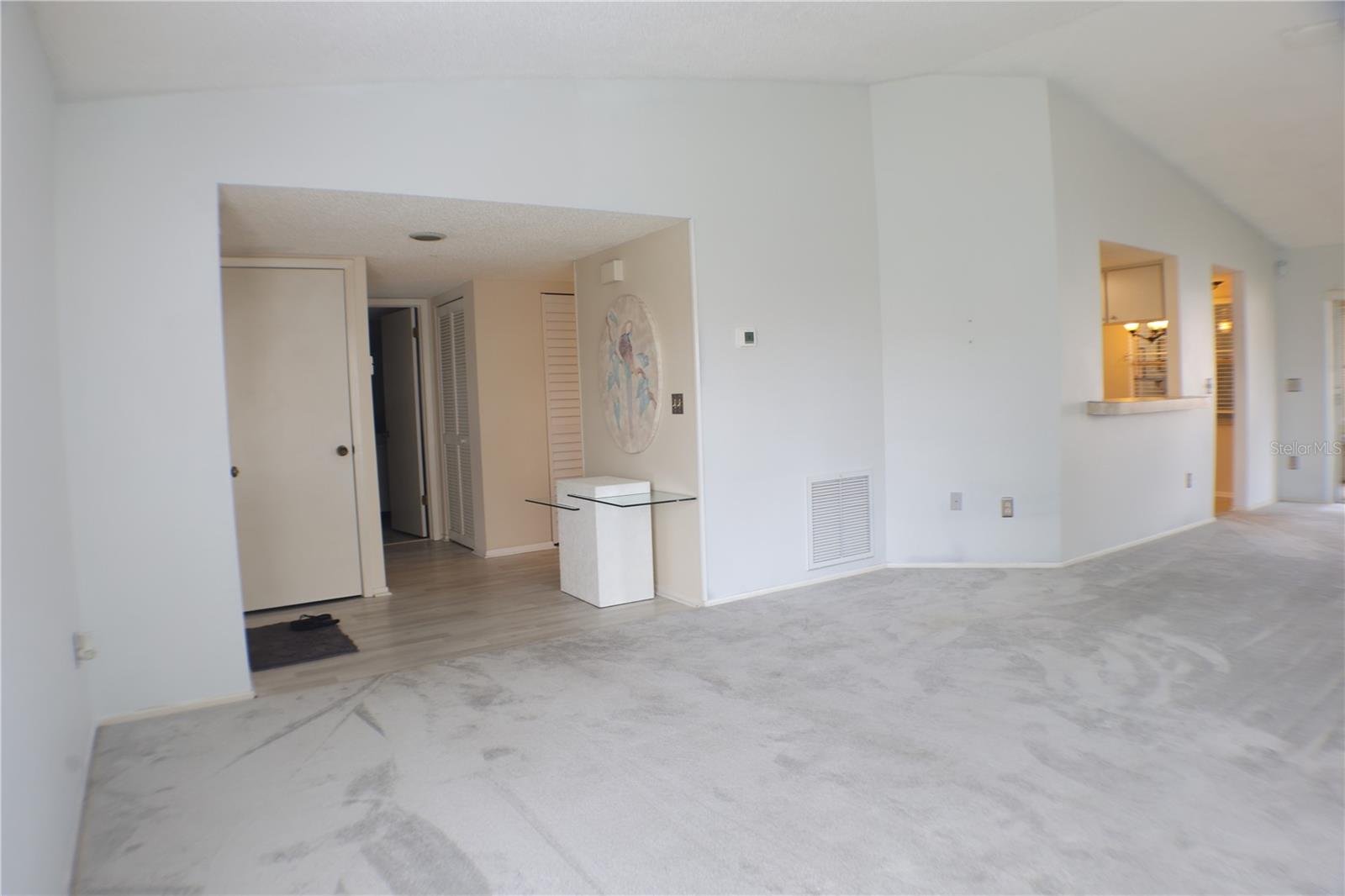 Living room to entryway