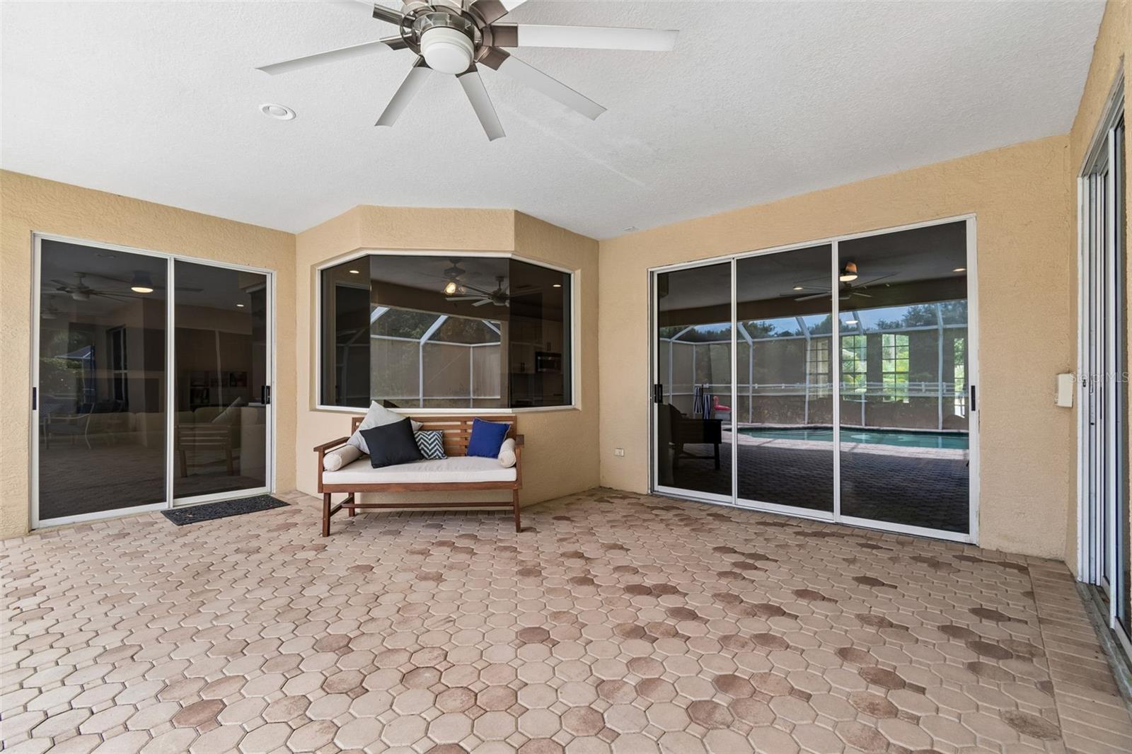 Indoor/Outdoor Living
