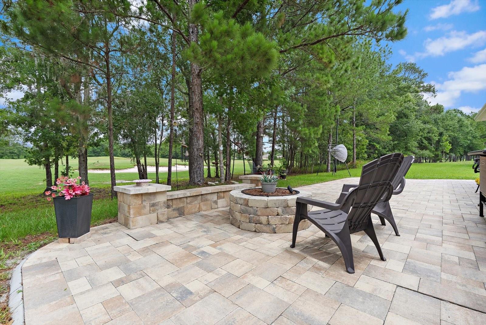 Beautiful paver patio with built in BBQ grill