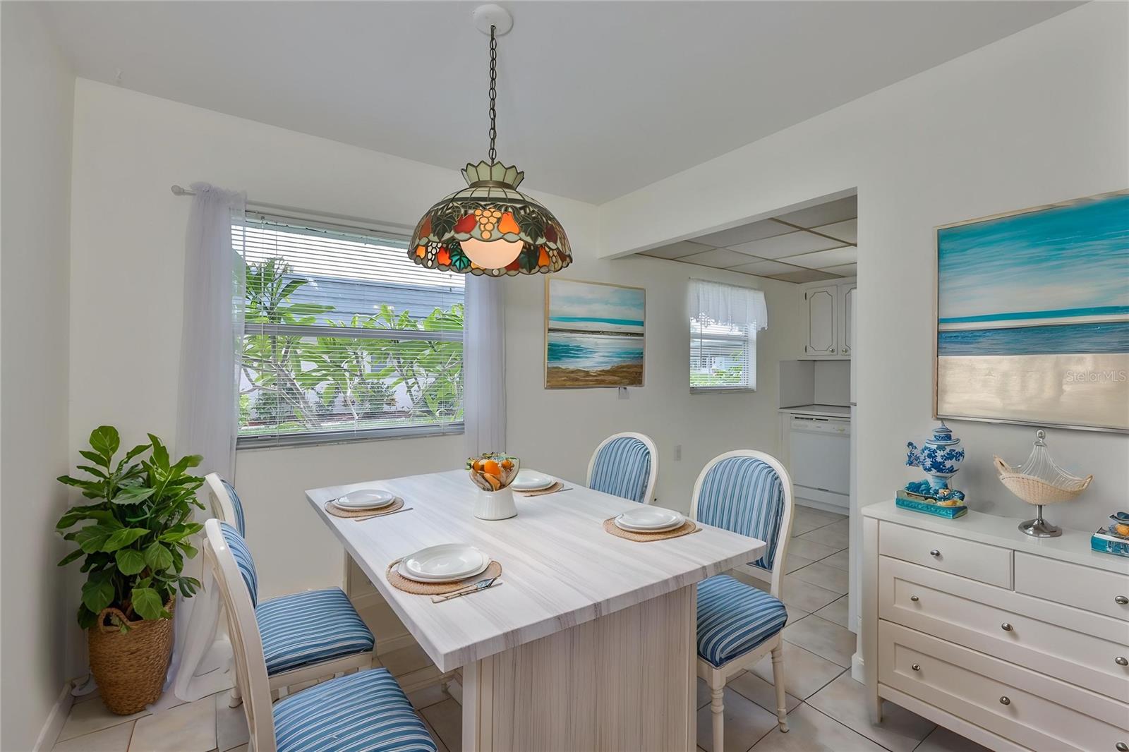 VIRTUAL STAGING
