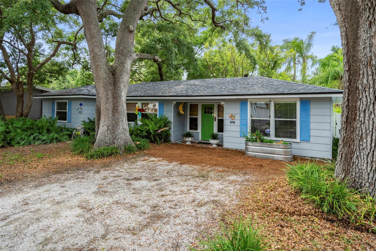 Plenty of room for cars or toys out front!