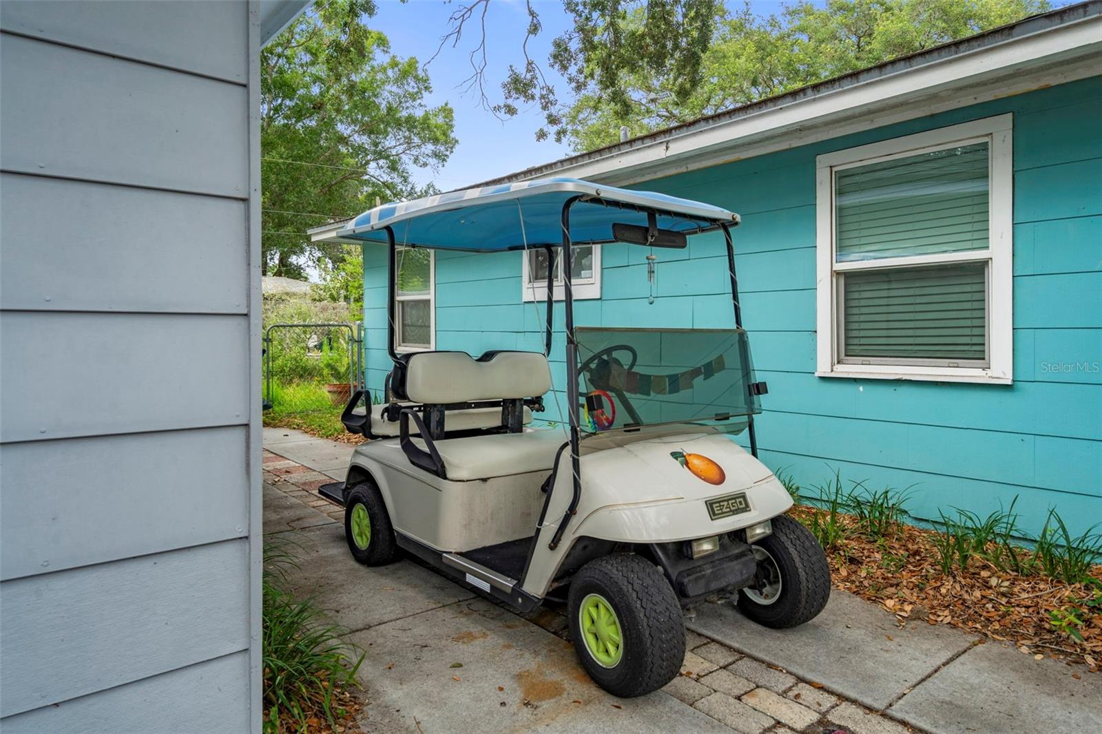 The best mode of transportation in Dunedin!  Seller will leave it for you with acceptable offer!