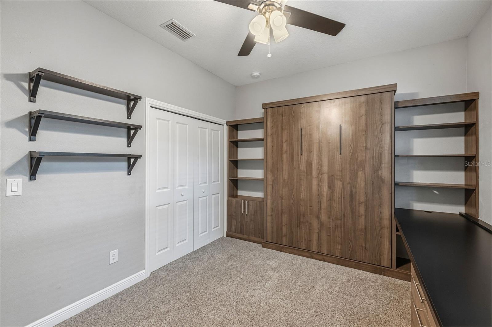 TB8515786