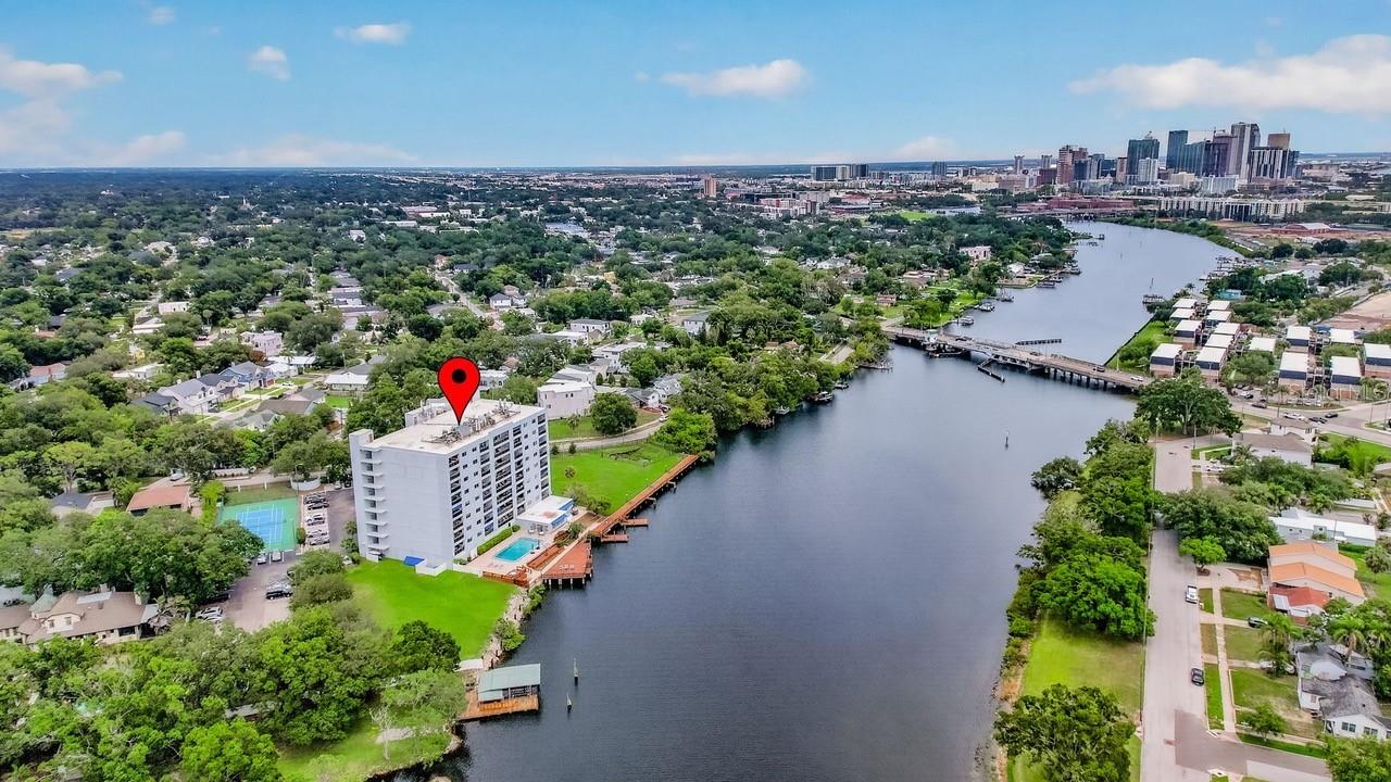 Condo, Downtown Tampa Skyline, Hillsborough River