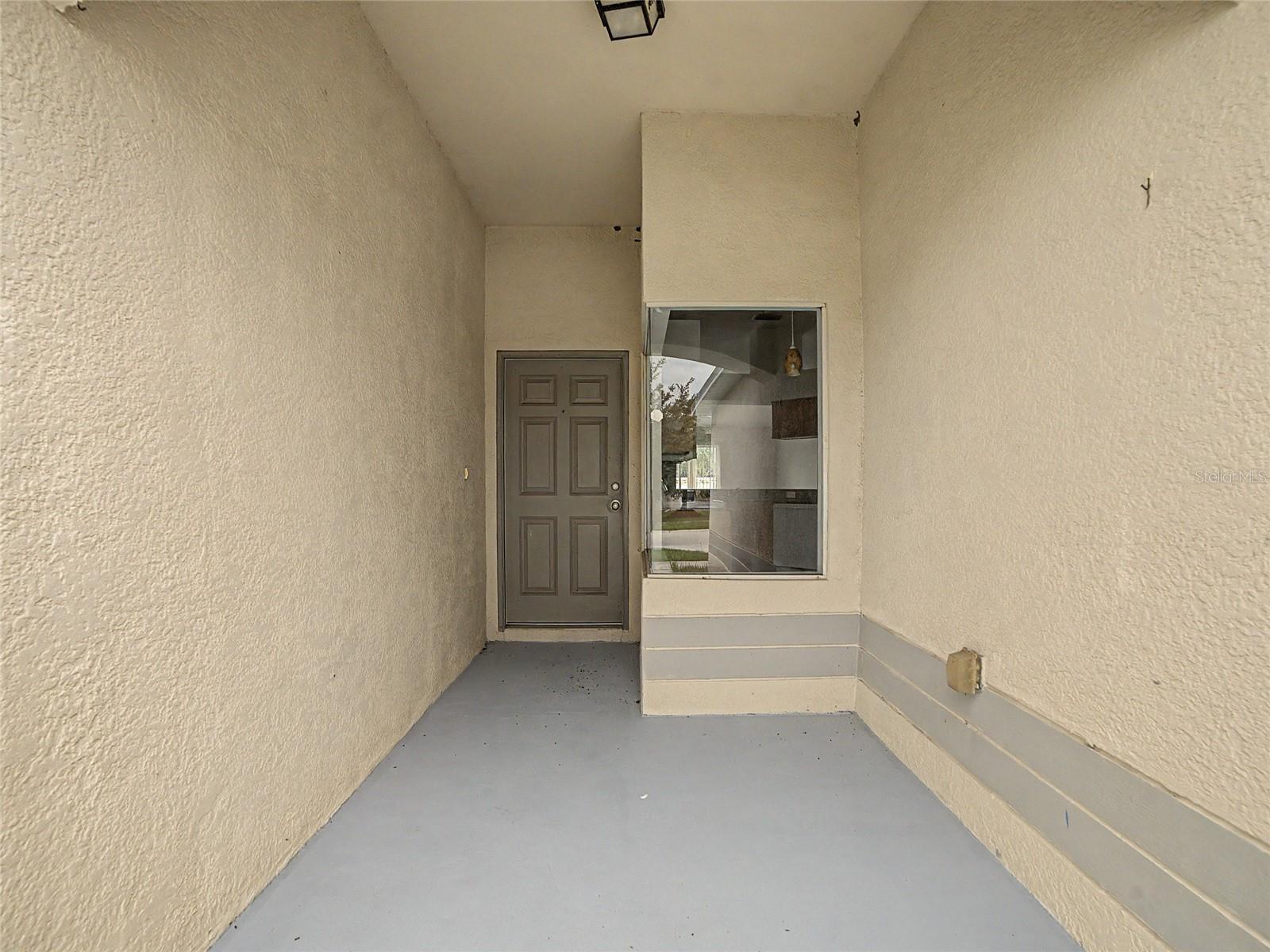 TB8515868