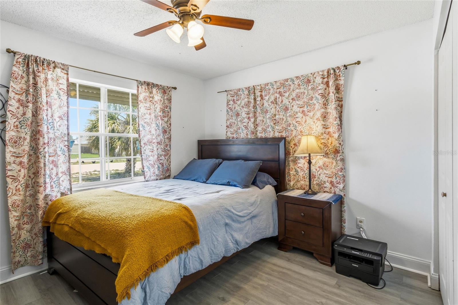 Cozy 2nd Bedroom