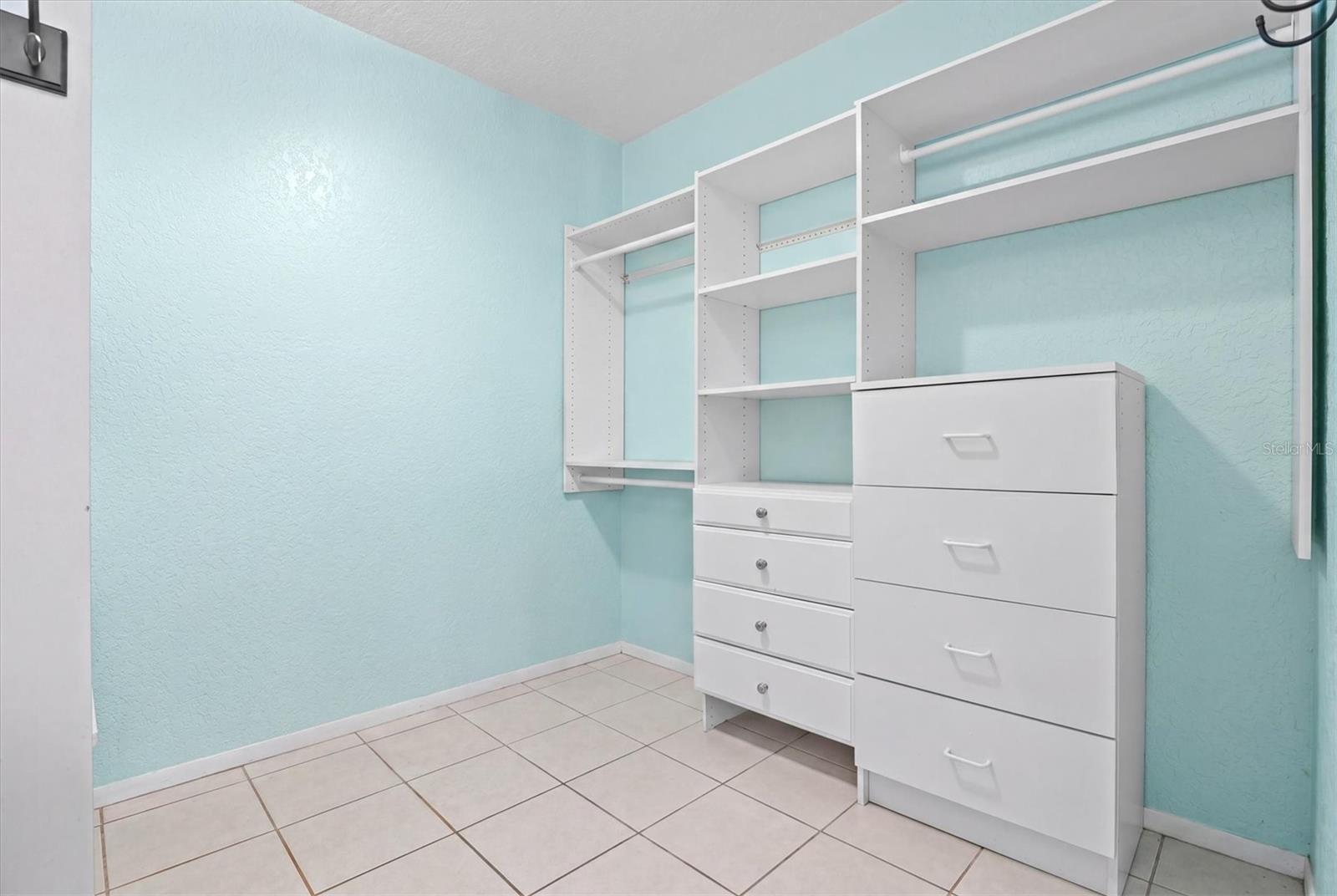 Walk in Closet