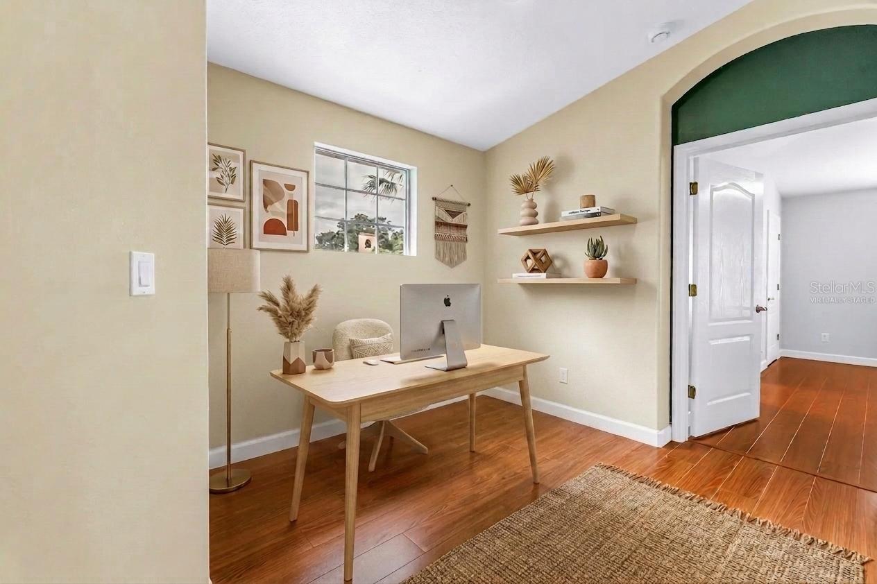 Virtually staged Office Nook on 2nd floor