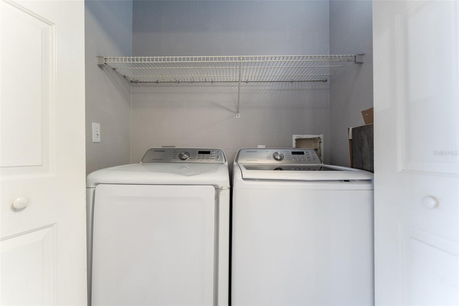 washer & dryer are included