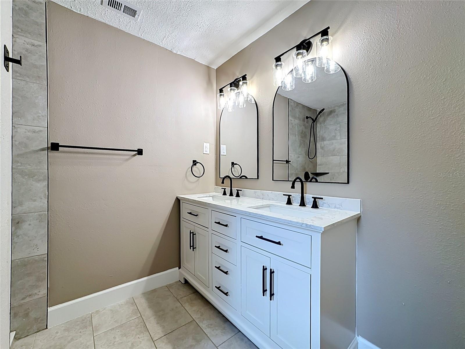 Primary Bedroom enSuite Bath