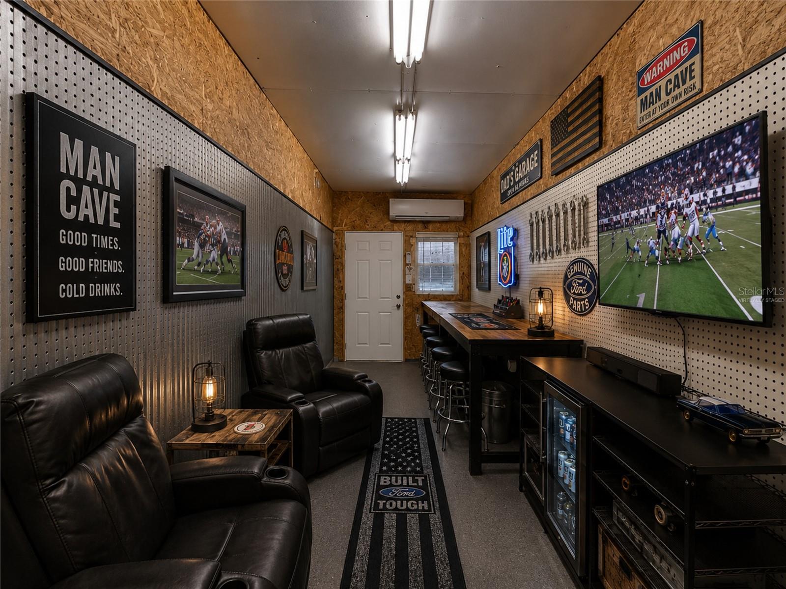 VIRTUALLY STAGED: 40' Conex Container (Inside View from the Back)