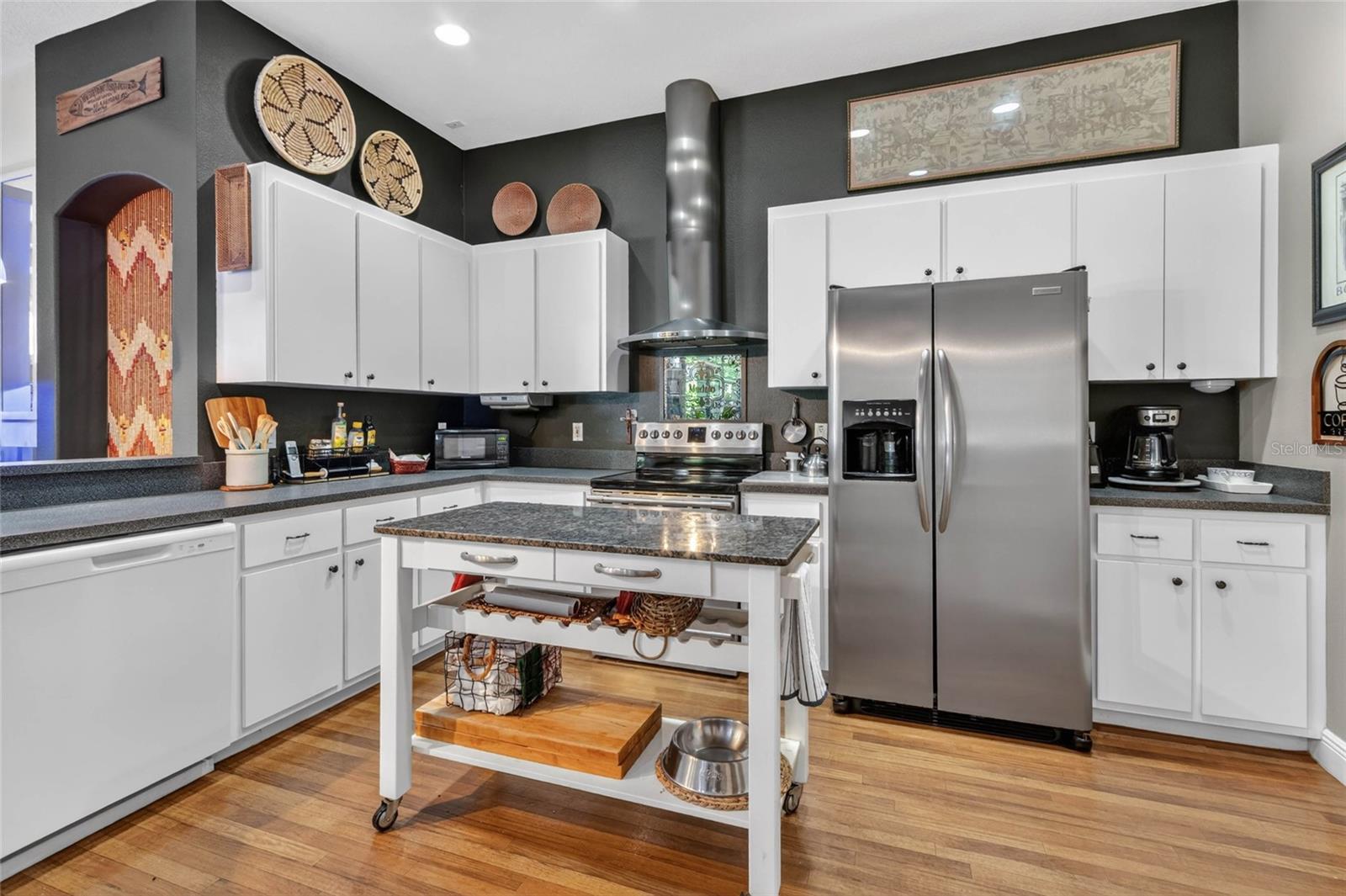 Spacious Kitchen