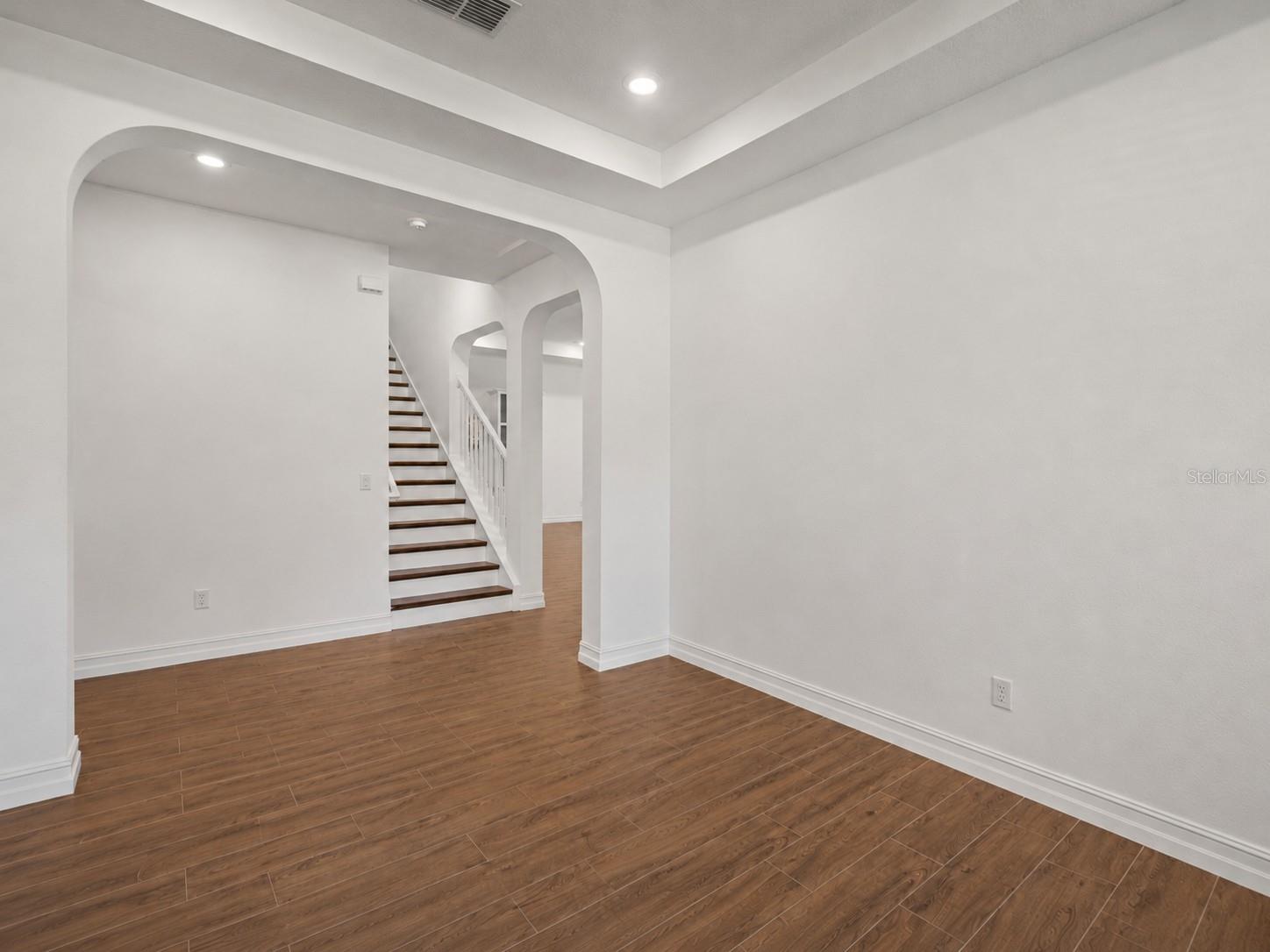 Large Flex RoomCrafting Room