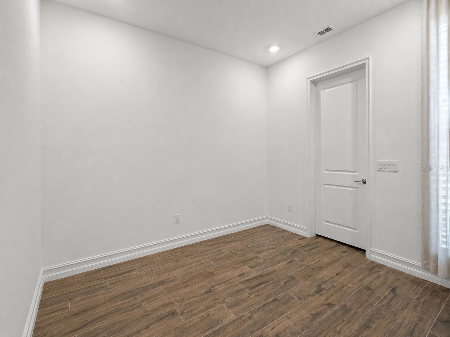 Small Flex Space Virtually Cleared