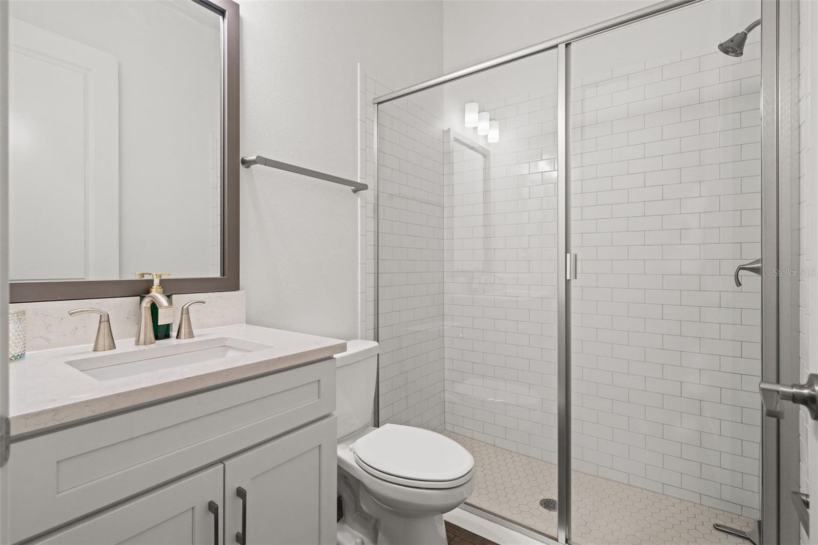 Guest Bath 1