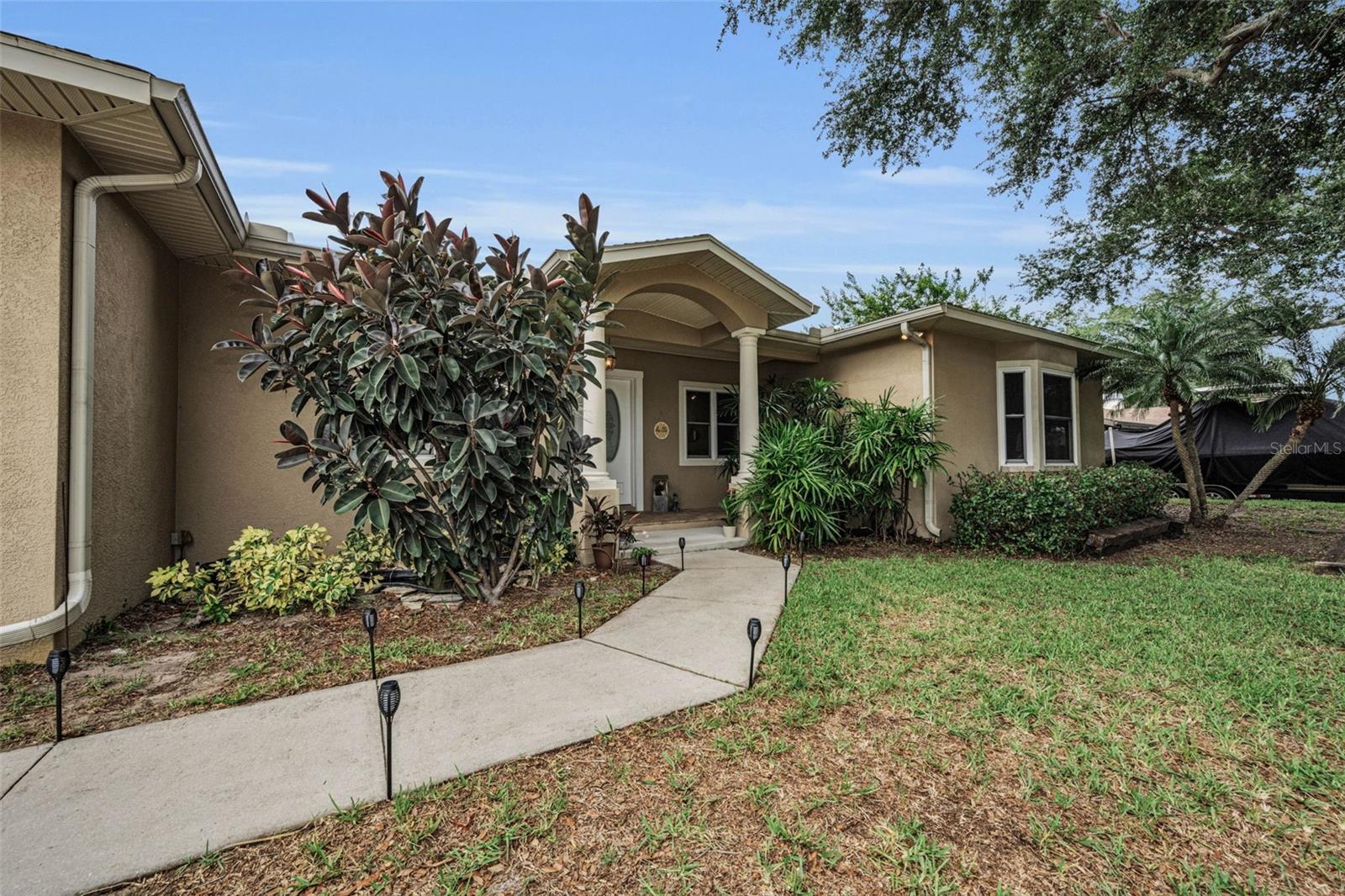 SIDEWALK TO FRONT ENTRY