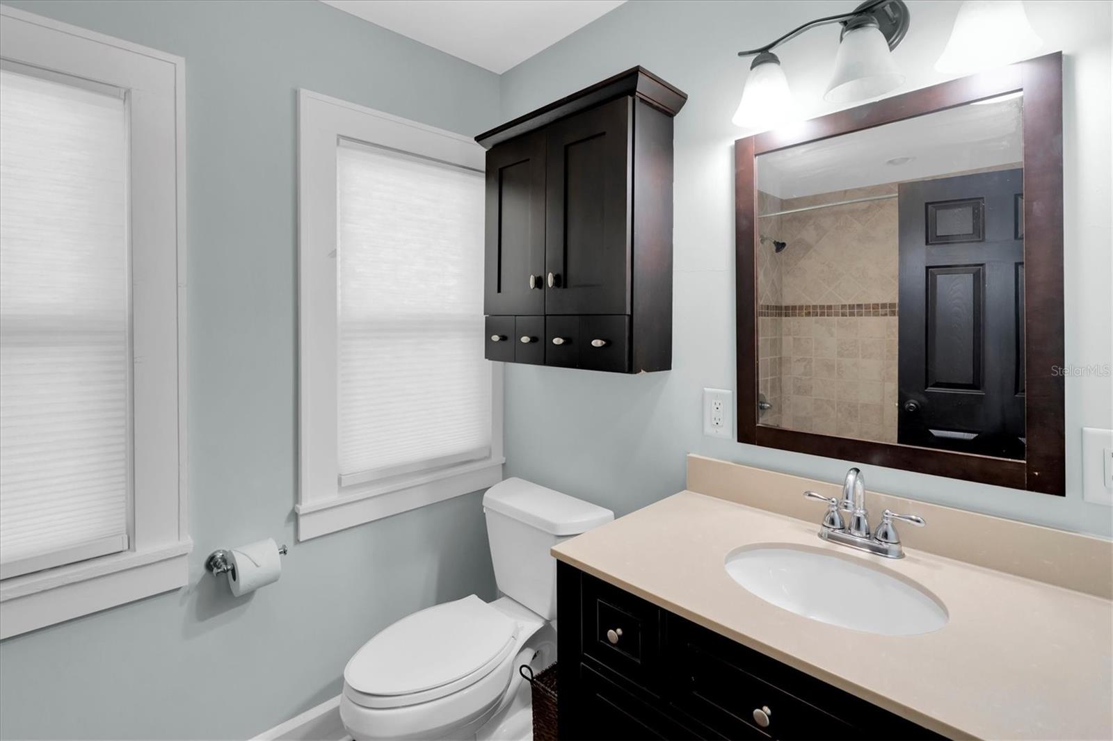 2nd floor FULL bathroom.