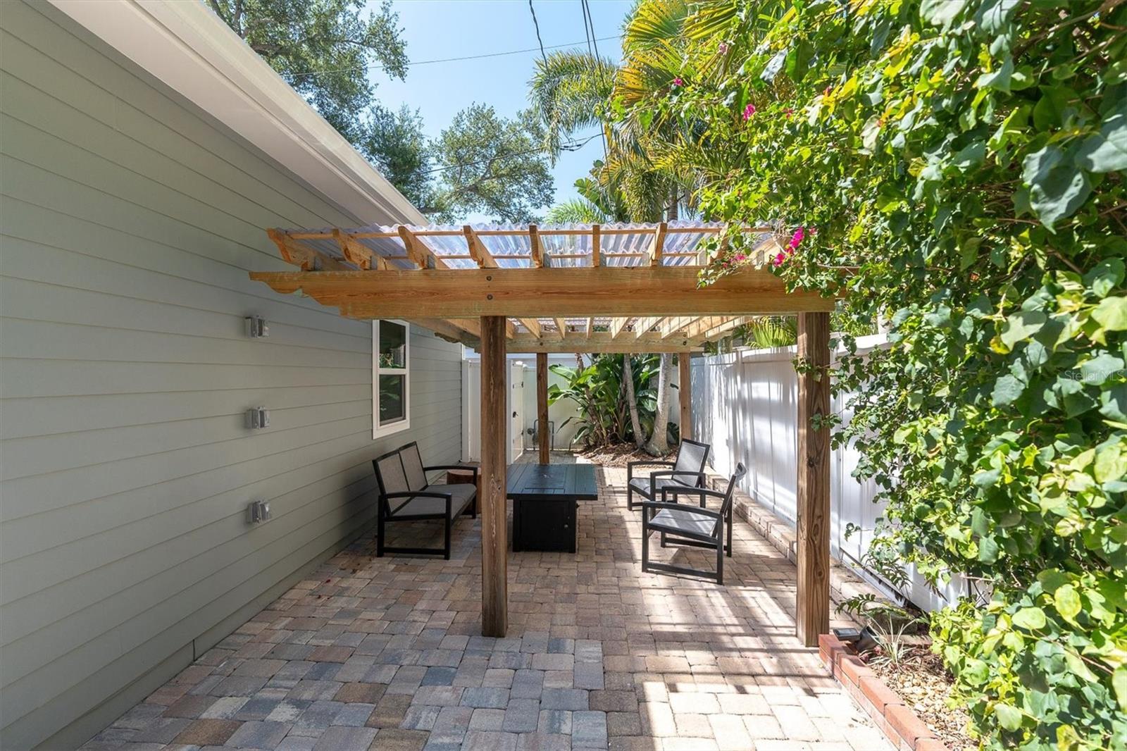 Patio/Gazebo adjacent to the garage