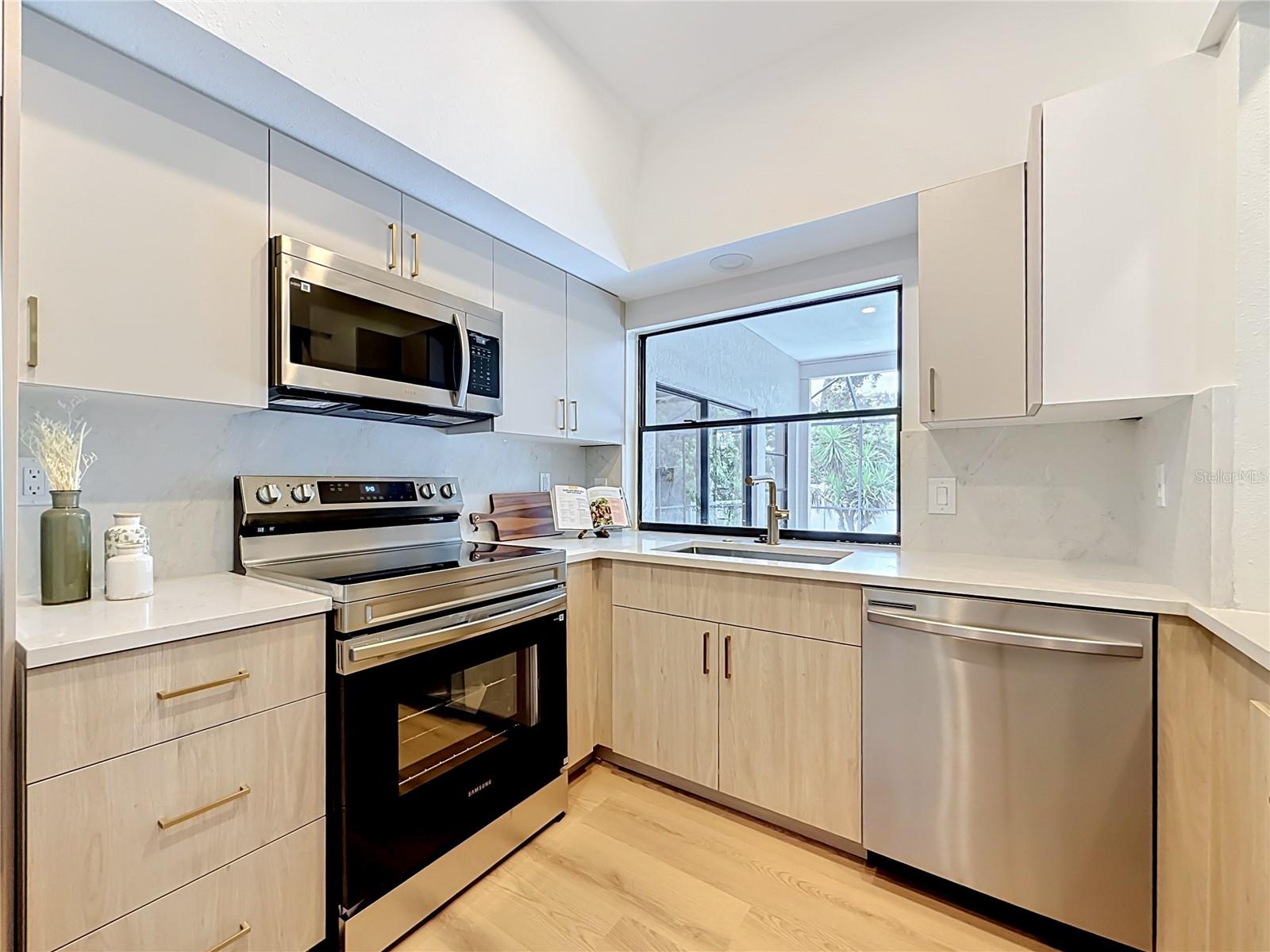 Kitchen overlooking the pool.