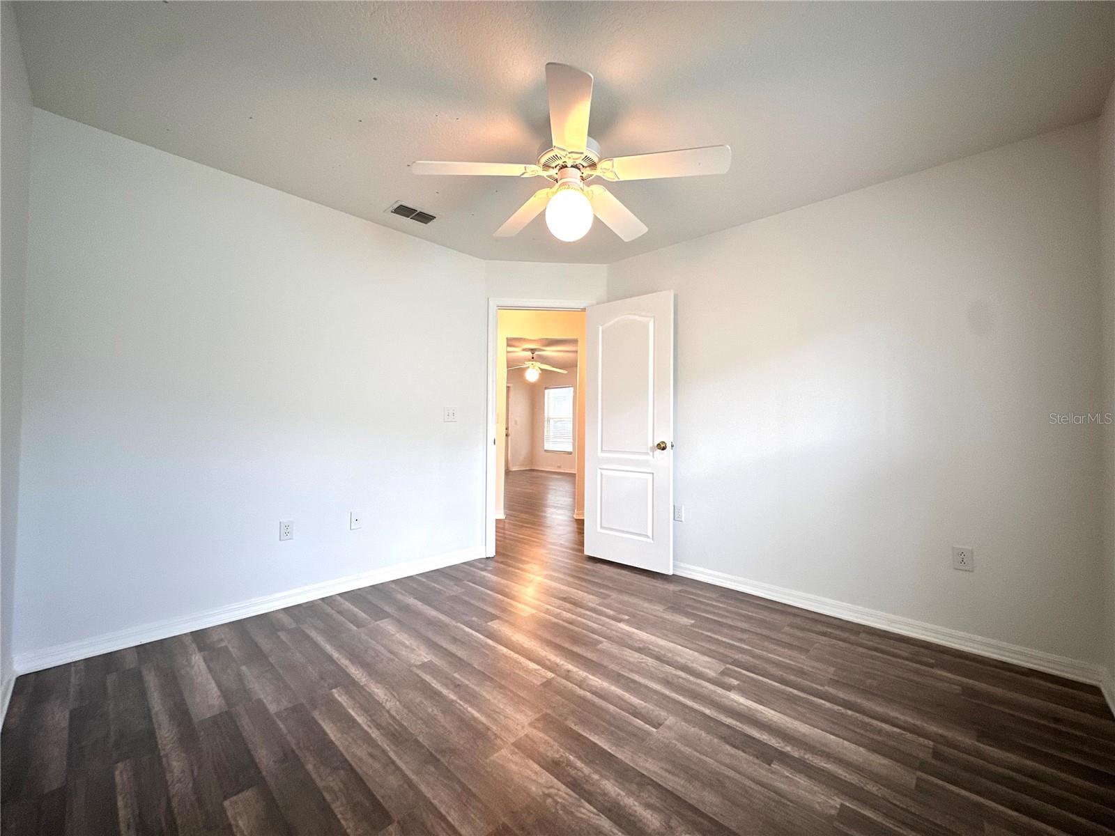 Guest bedroom 2