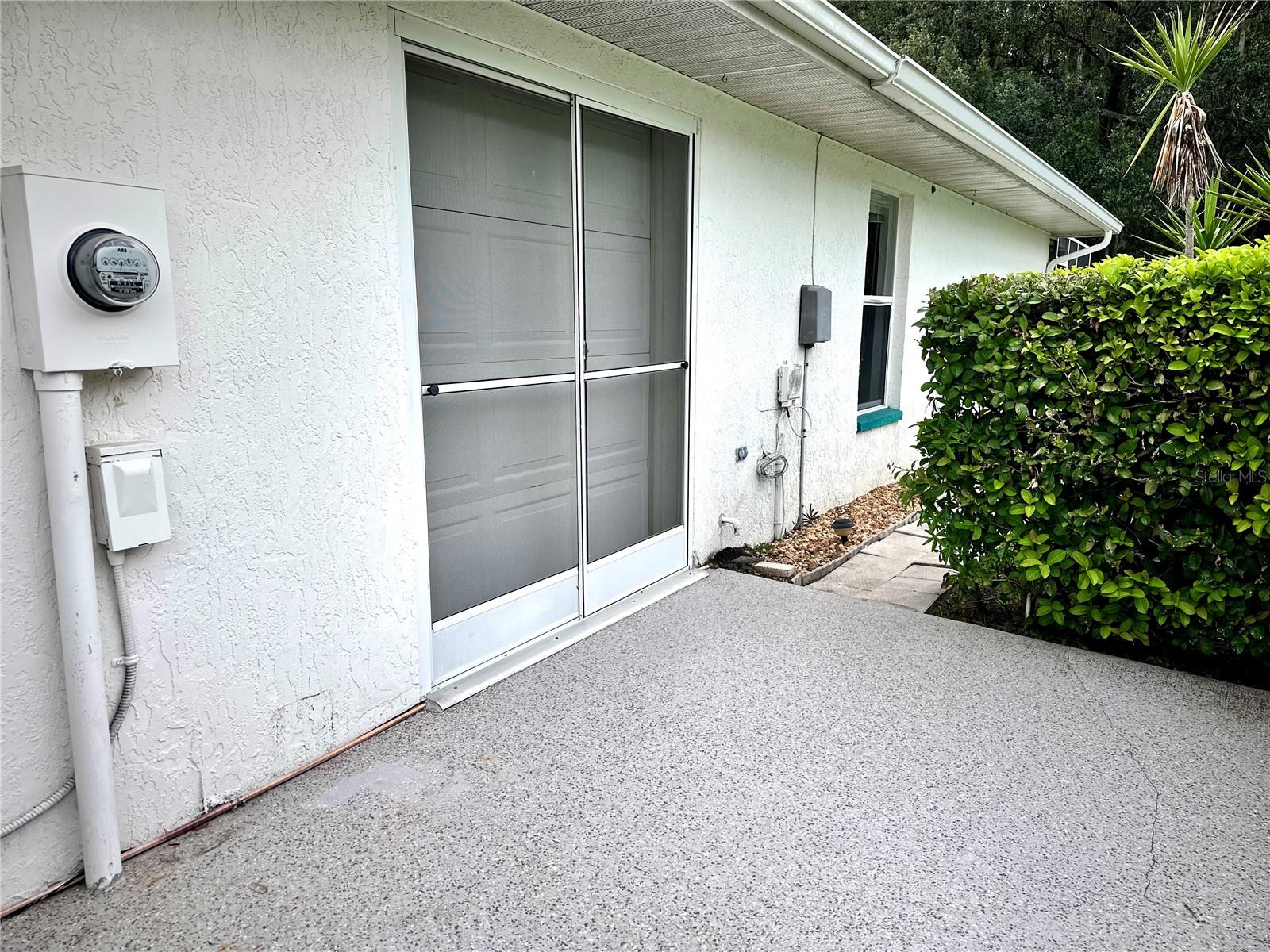 Golf cart garage on side of garage
