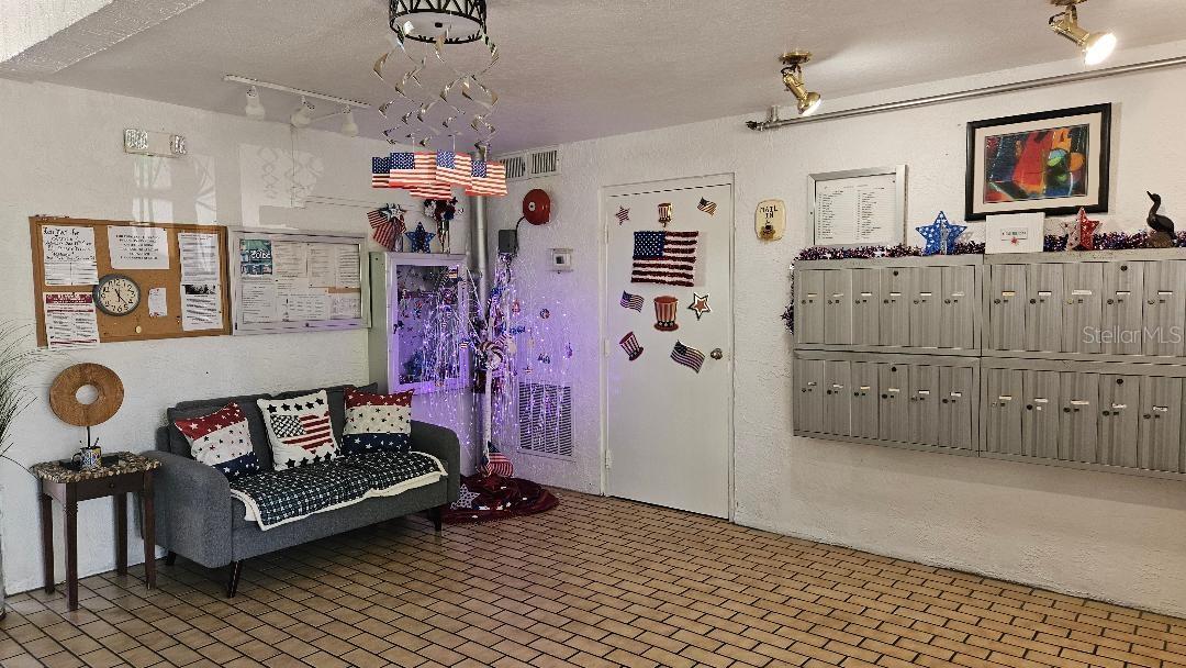 MAIN AREA IN THE SECURED BUILDING